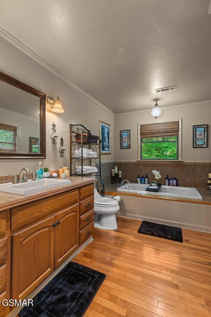 928 E Cross Road Dandridge TN 37725
