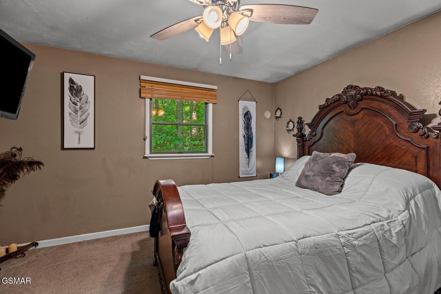 928 E Cross Road Dandridge TN 37725