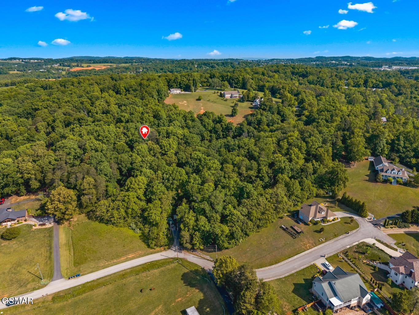 928 E Cross Road Dandridge TN 37725