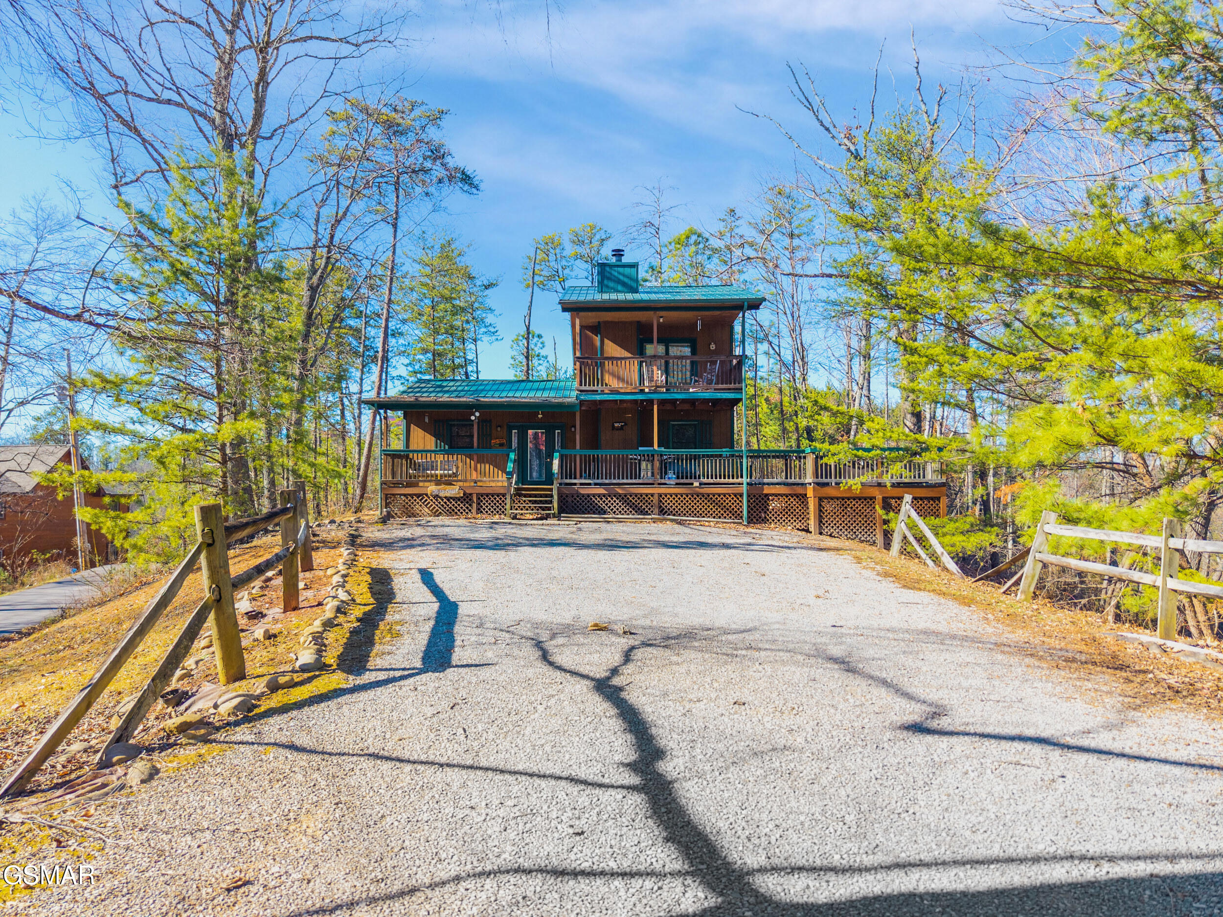 2114 Rabbit Point Way Sevierville TN 37876