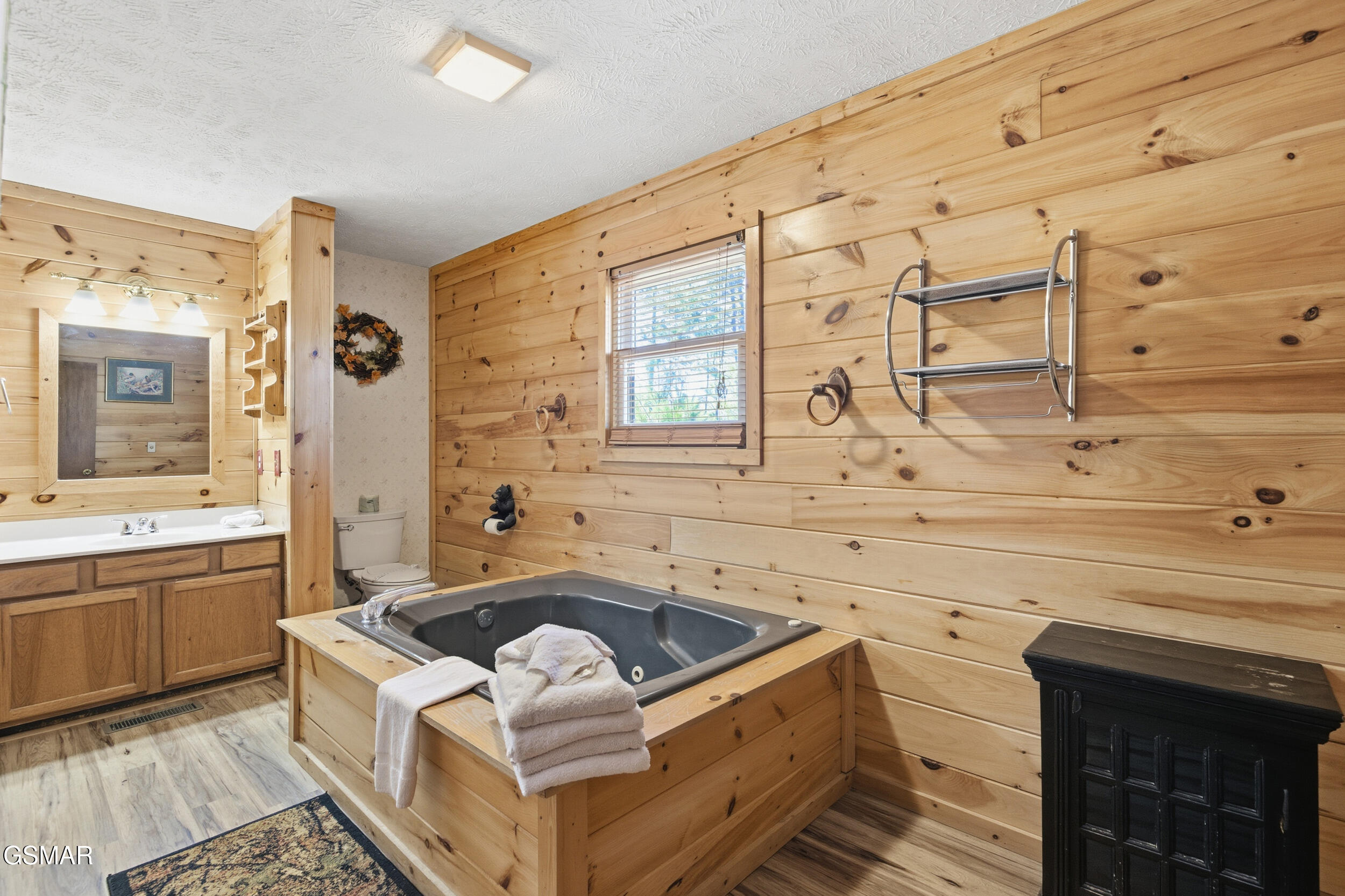 2114 Rabbit Point Way Sevierville TN 37876