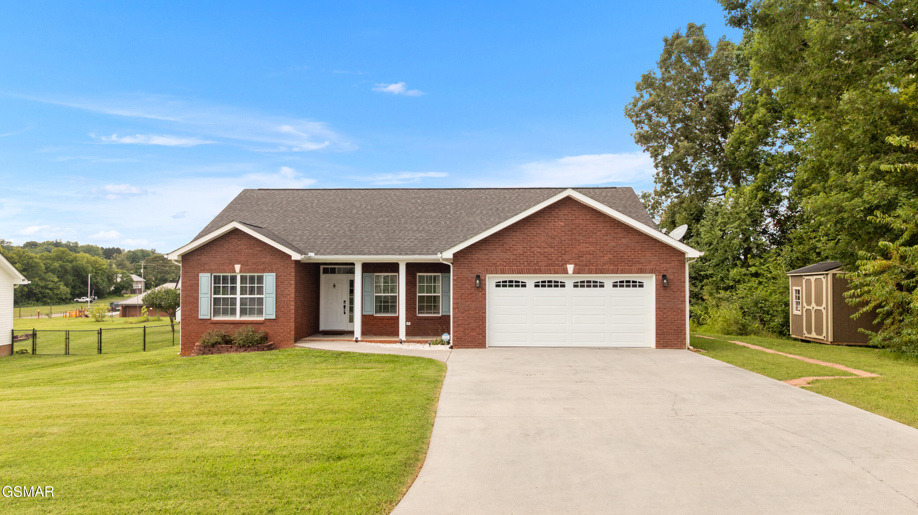 1426 Benjamin Boulevard Sevierville TN 37876