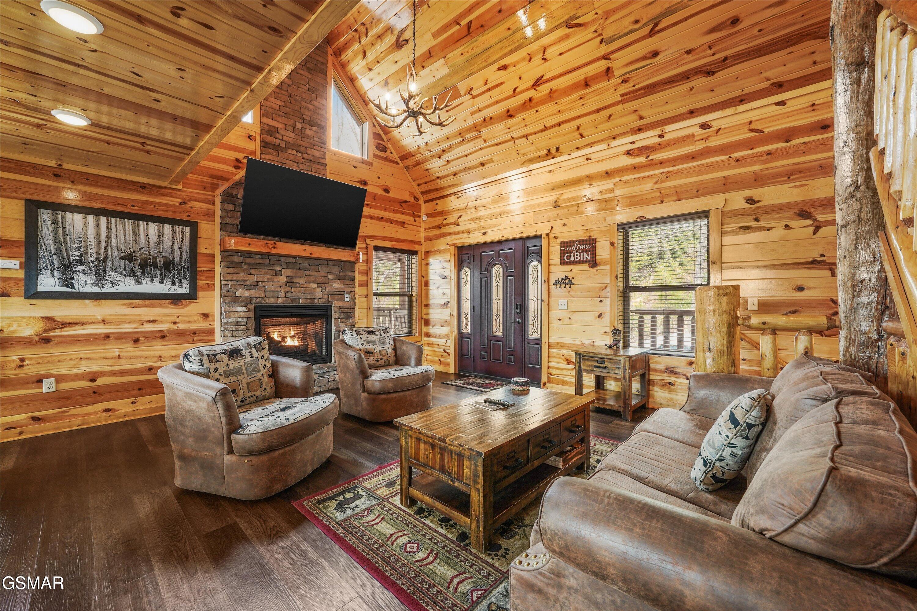 2021 Settlers Ridge Way Gatlinburg TN 37738