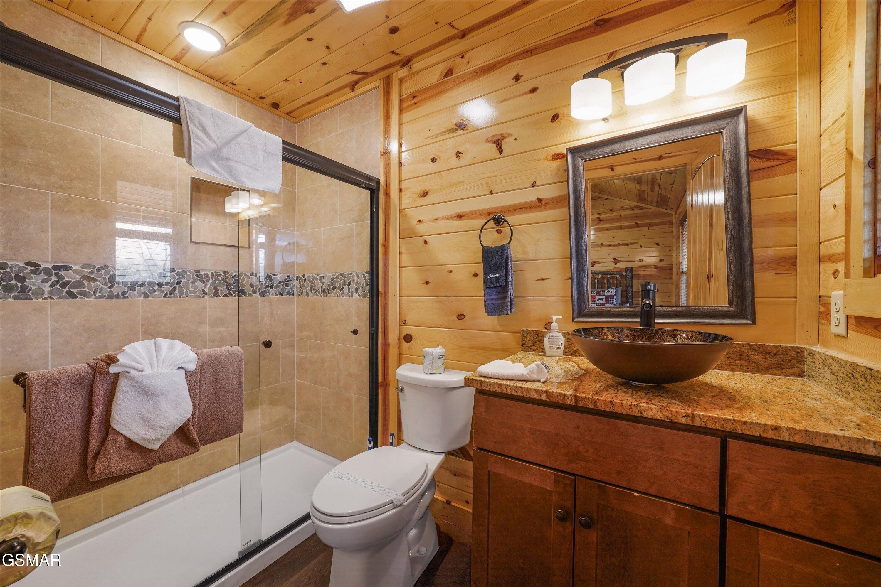 2021 Settlers Ridge Way Gatlinburg TN 37738