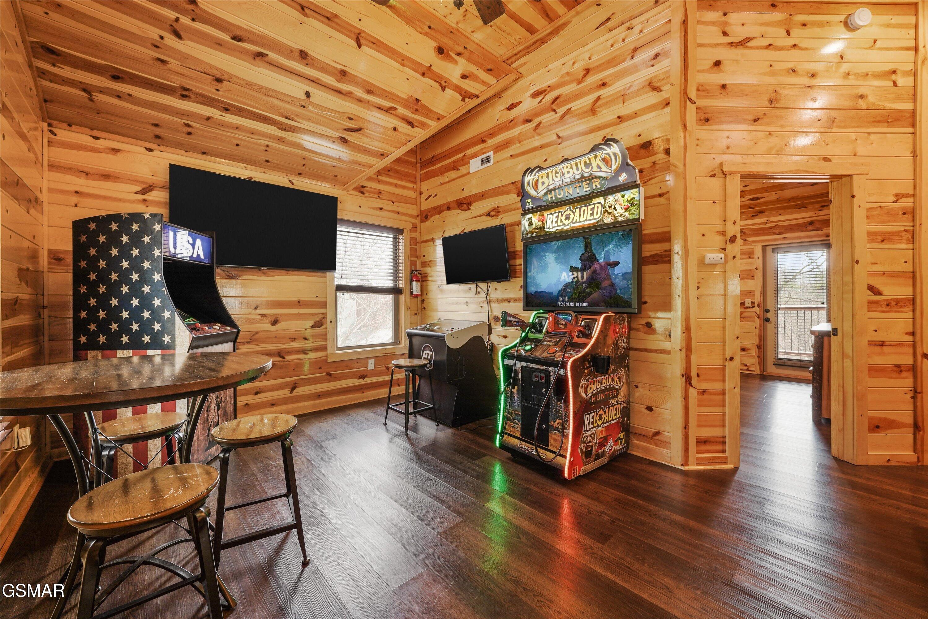 2021 Settlers Ridge Way Gatlinburg TN 37738