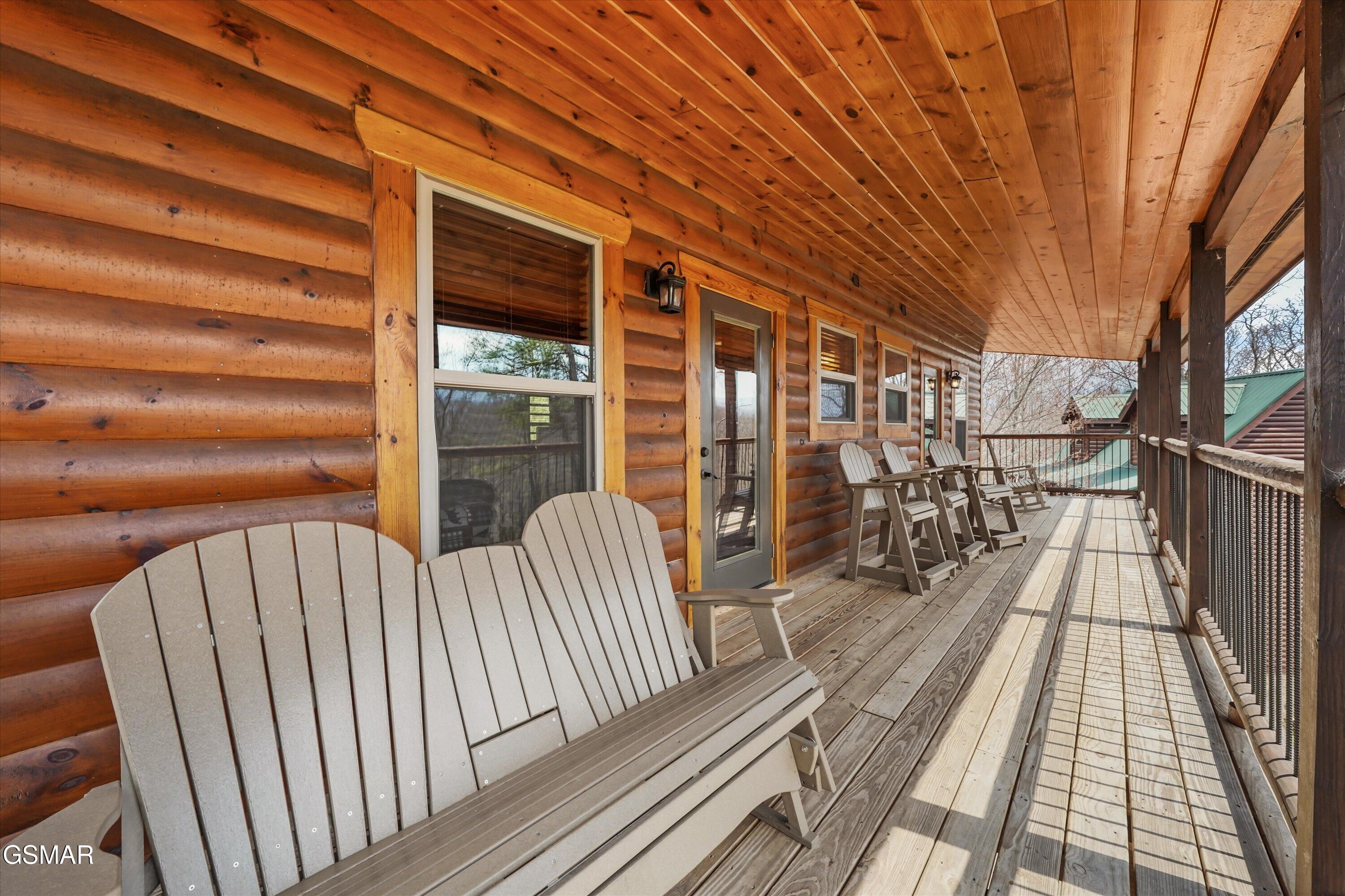 2021 Settlers Ridge Way Gatlinburg TN 37738