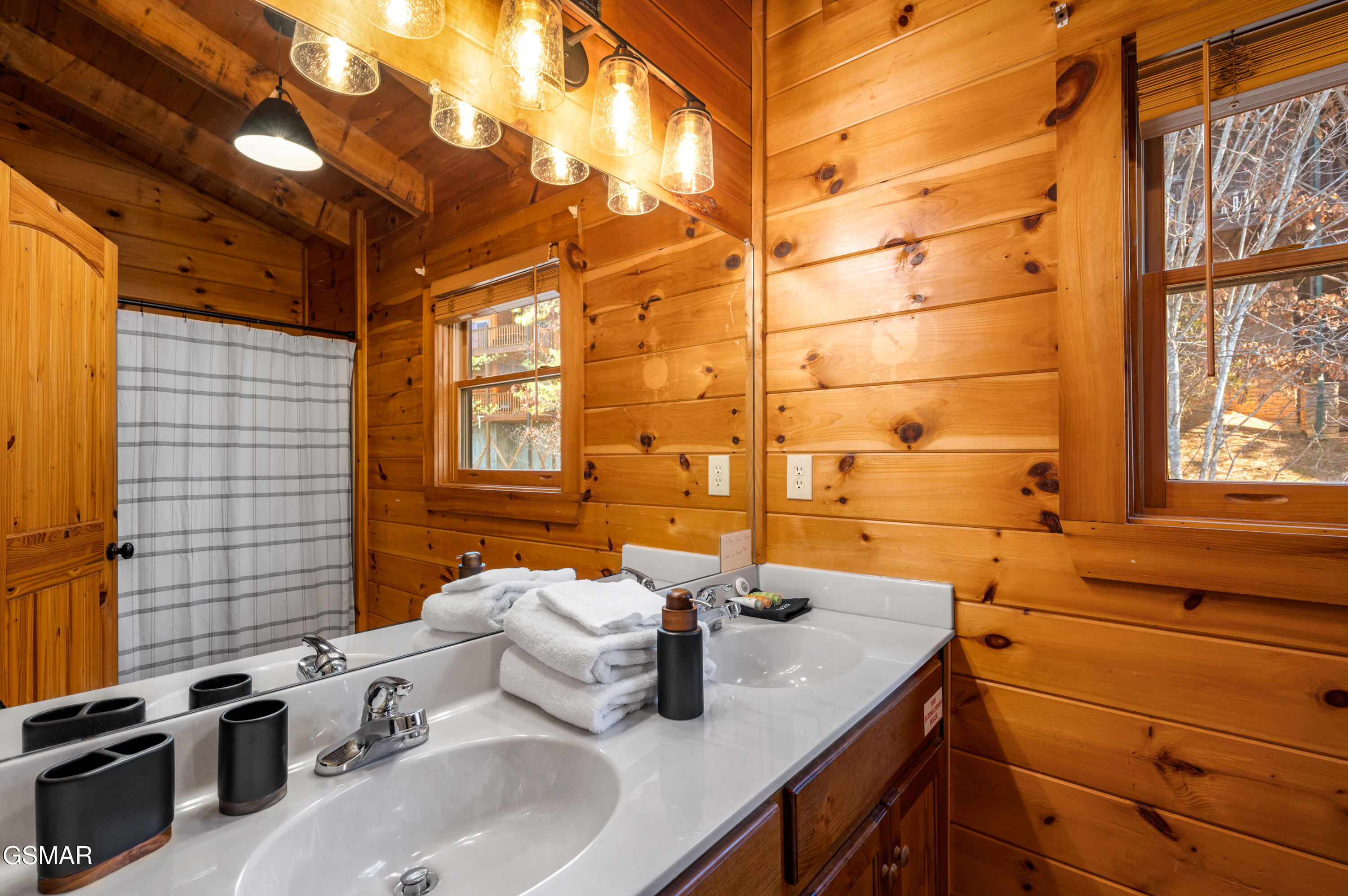 3118 Campfire Way Pigeon Forge TN 37863