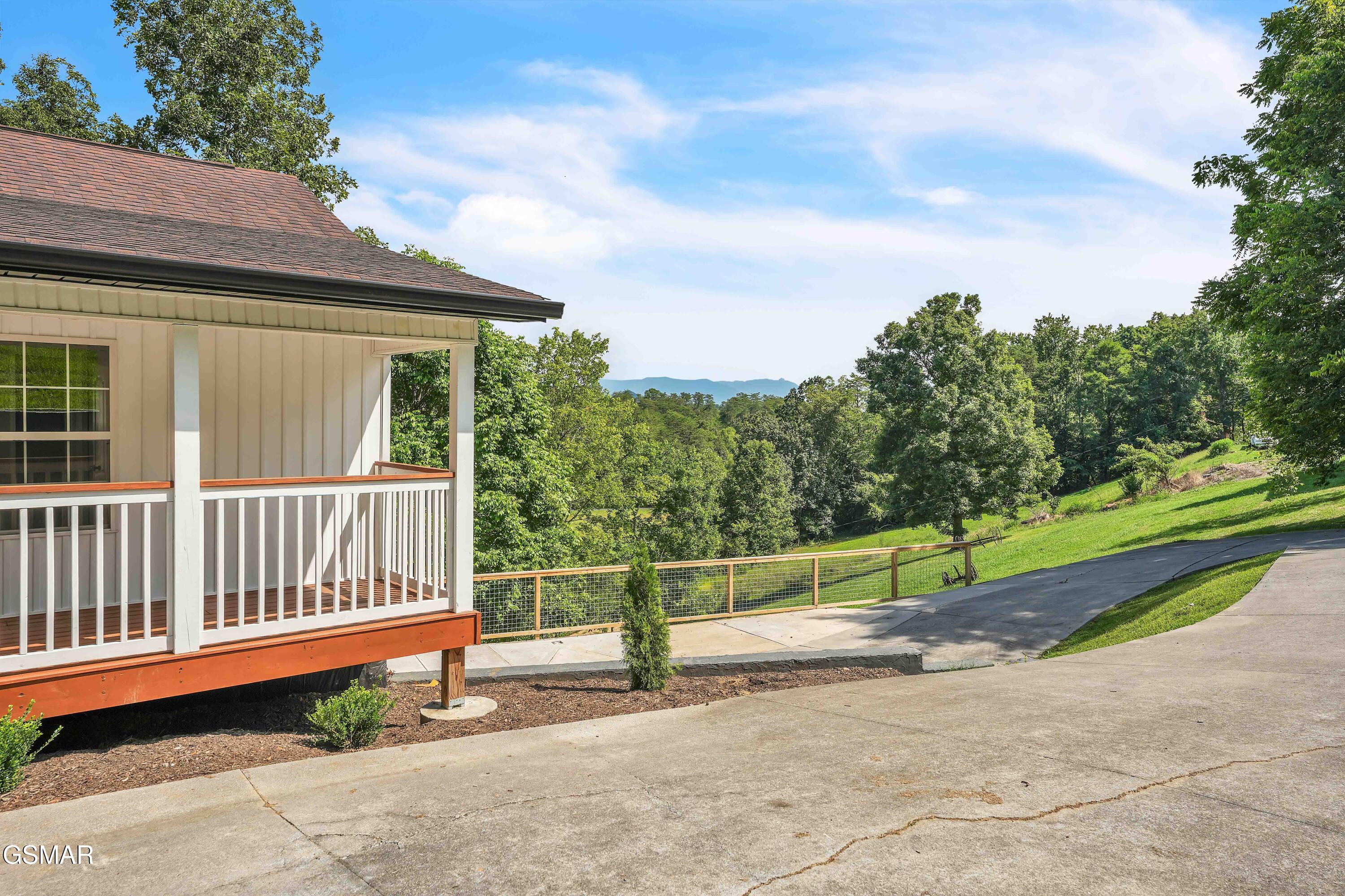 334 Amolee Lane Sevierville TN 37876