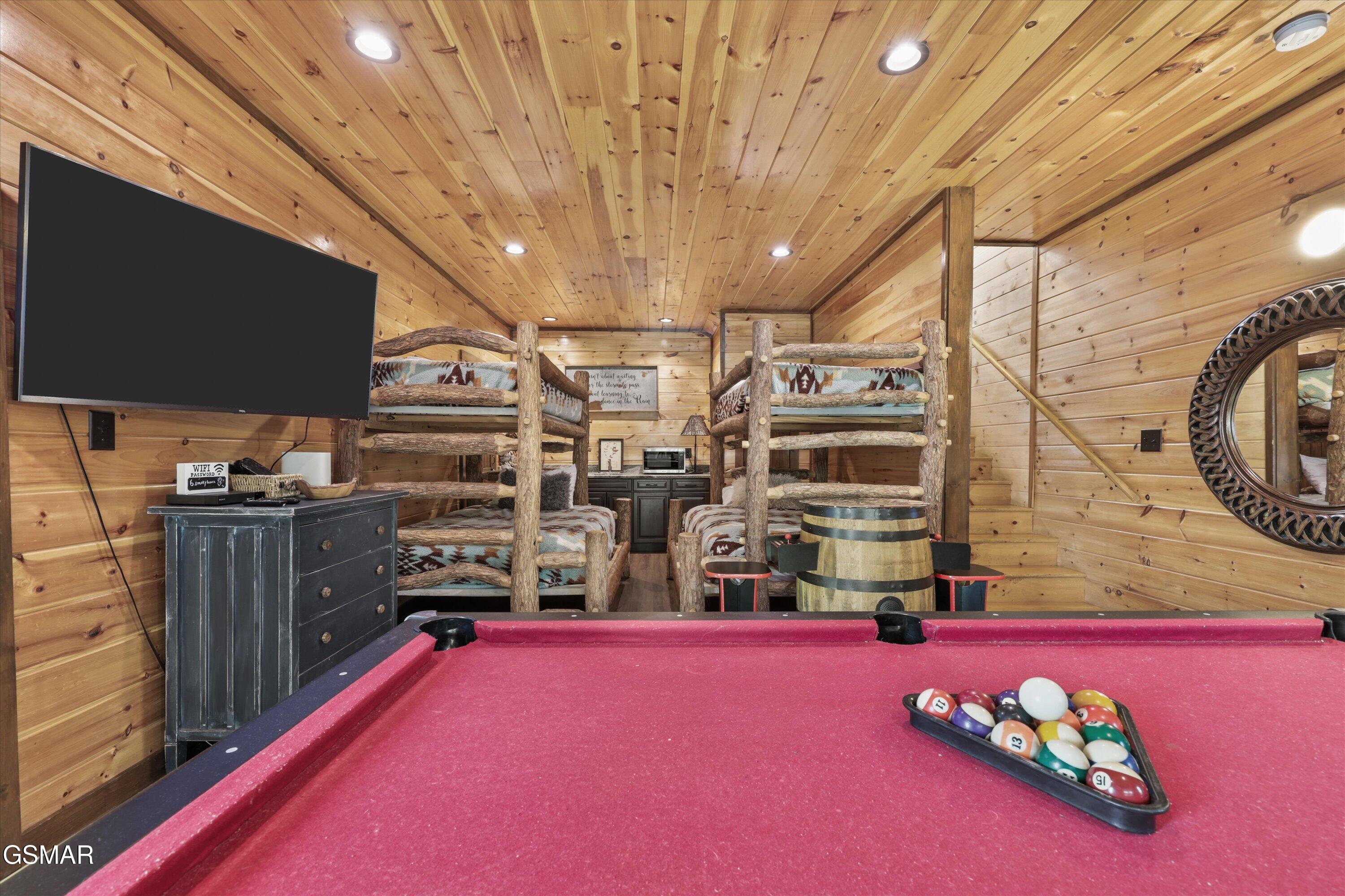 2529 Mountain Holly Way Sevierville TN 37862