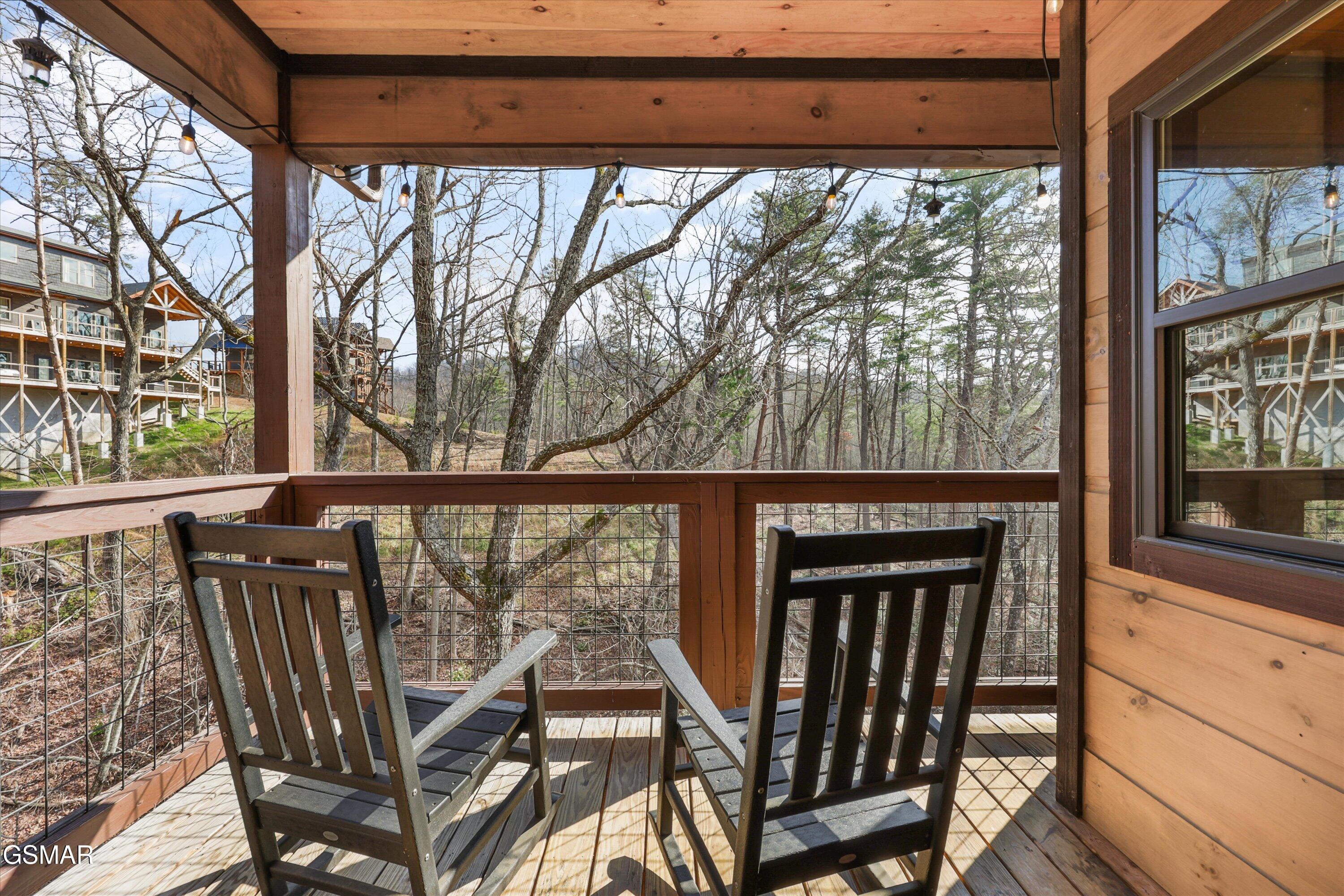 2529 Mountain Holly Way Sevierville TN 37862