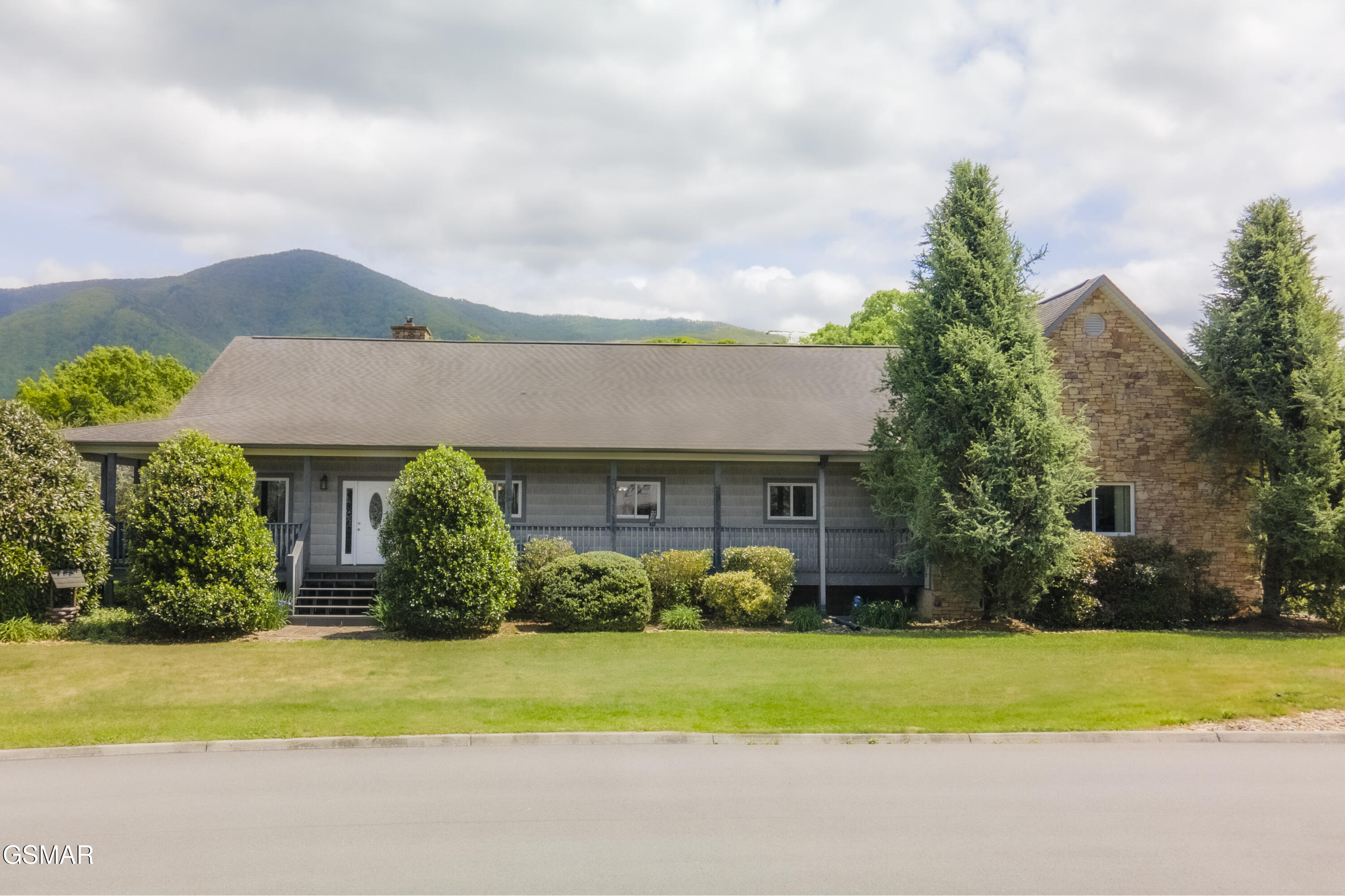 3938 Katy Hollar Road Sevierville TN 37862