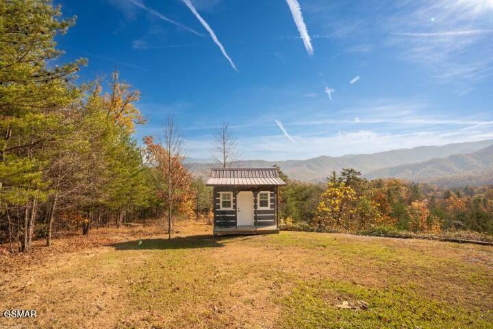1114 Bear Paw Ridge Way Sevierville TN 37862