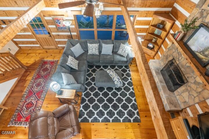 1114 Bear Paw Ridge Way Sevierville TN 37862