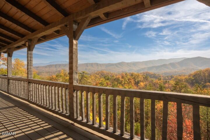 1114 Bear Paw Ridge Way Sevierville TN 37862