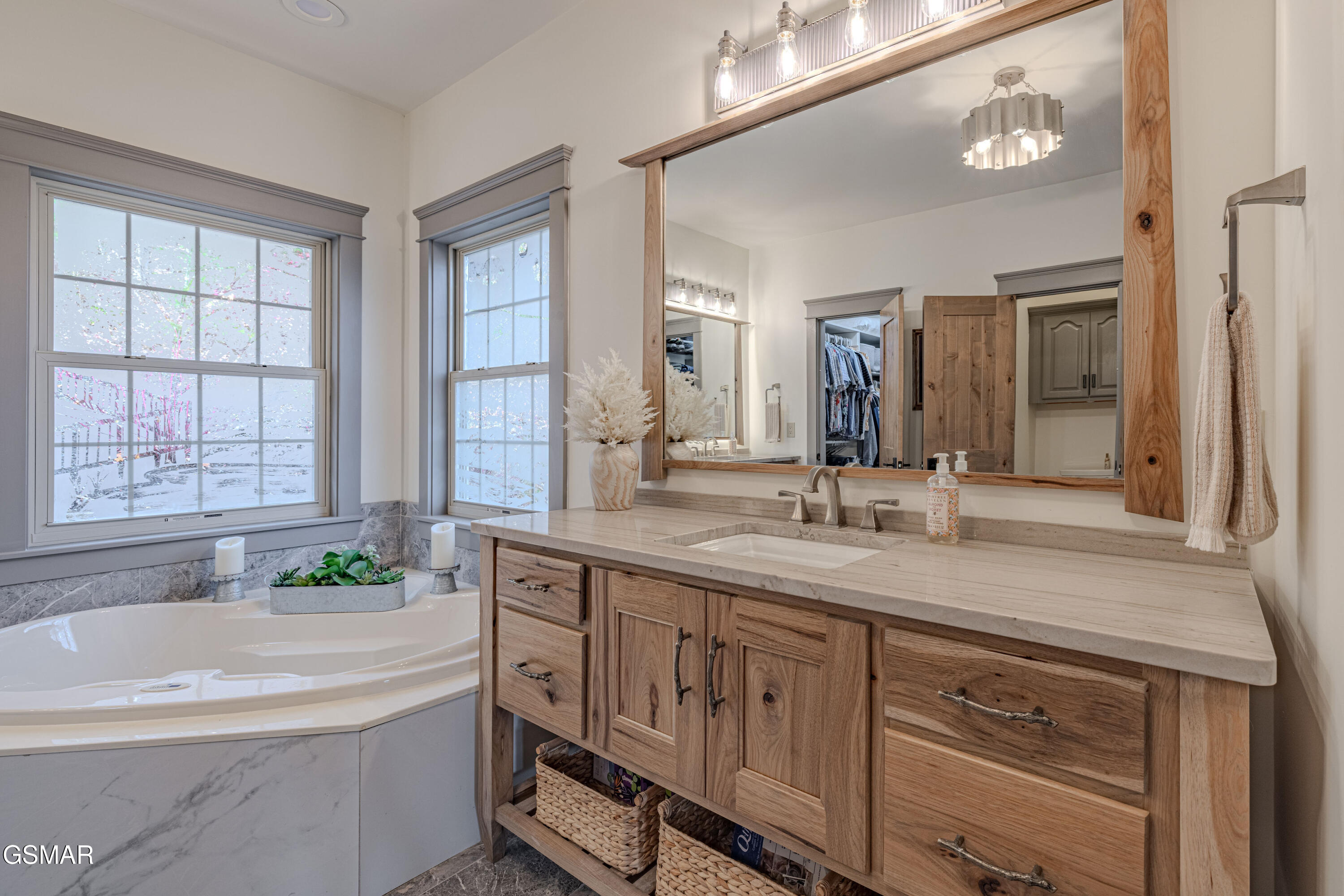 3460 Quail Way Sevierville TN 37862