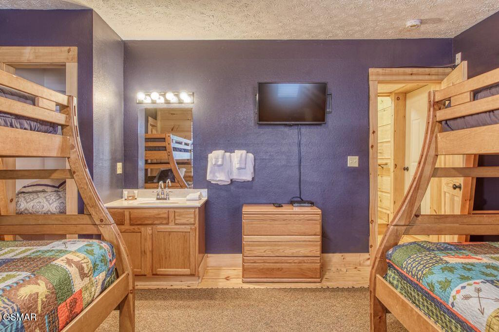 943 Crooked Ridge Road Gatlinburg TN 37738
