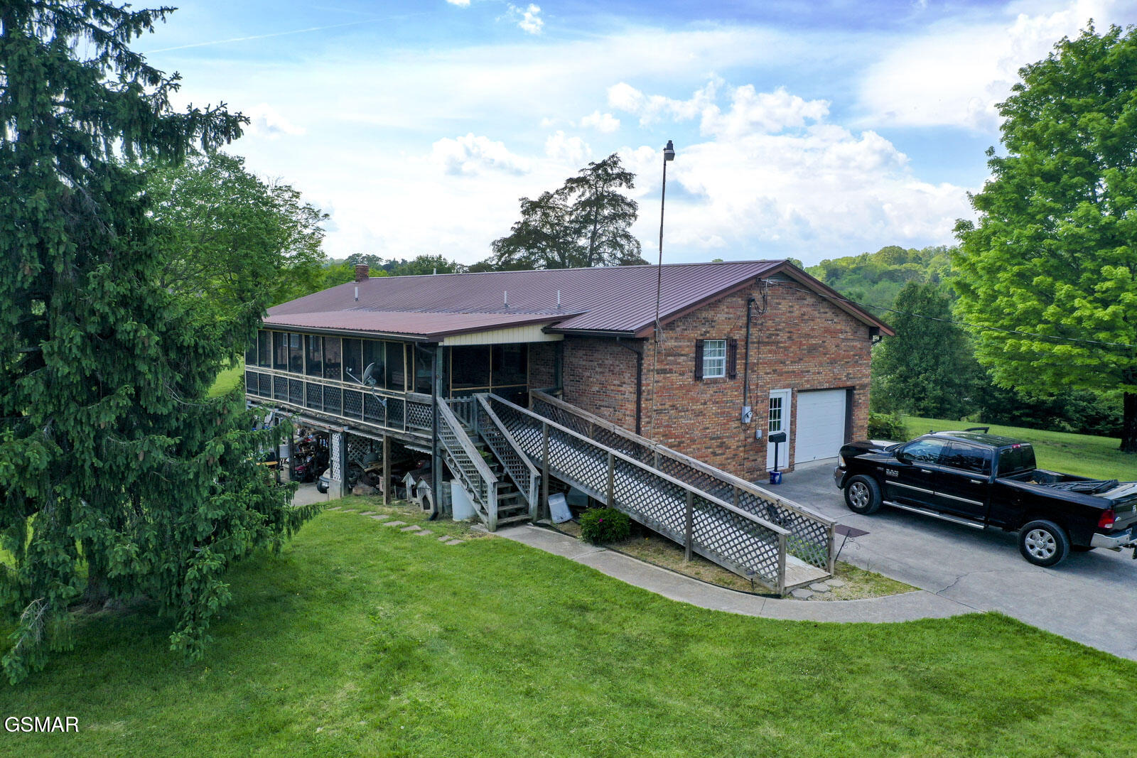 6259 Highway 131 Washburn TN 37888