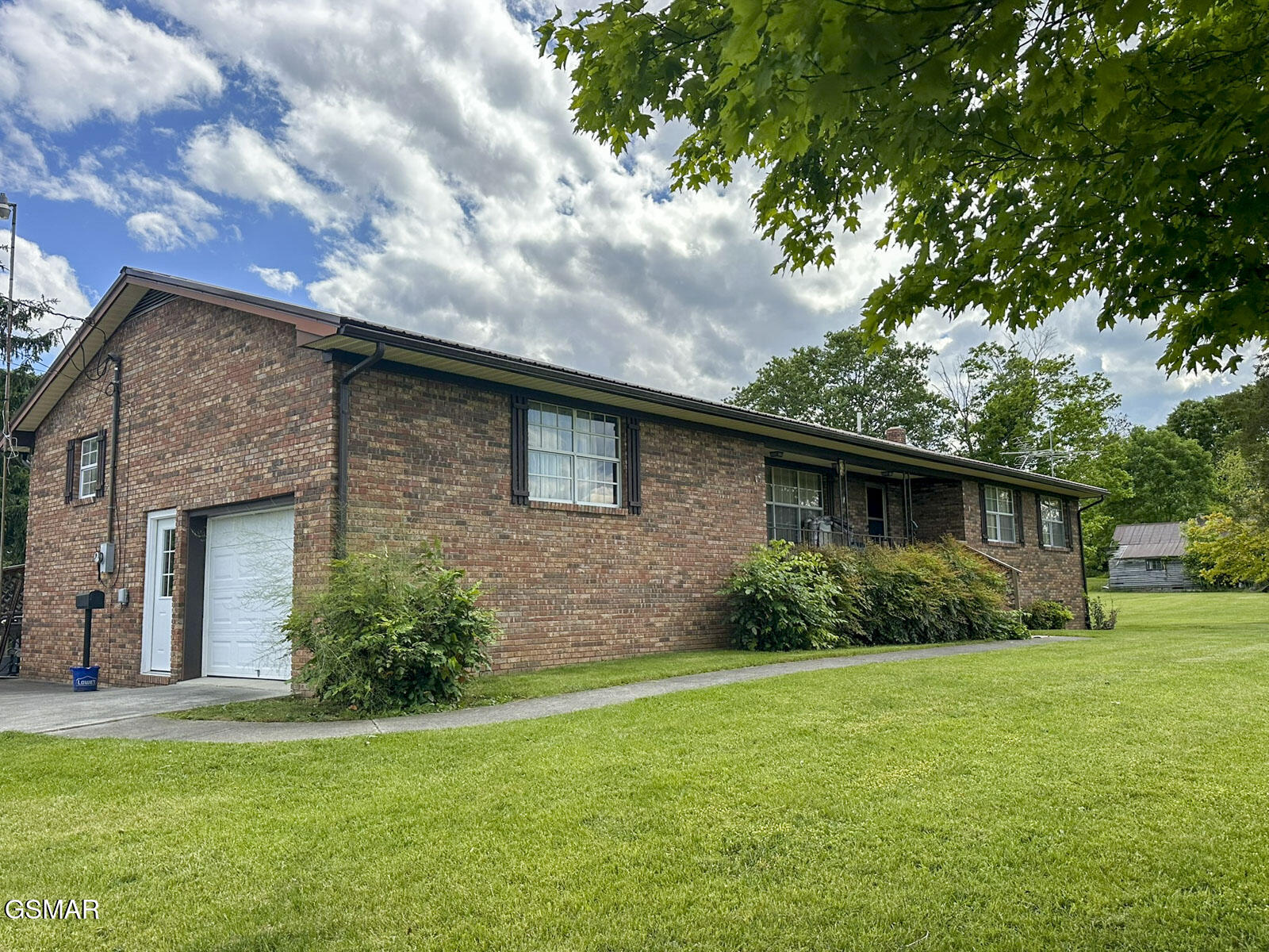 6259 Highway 131 Washburn TN 37888