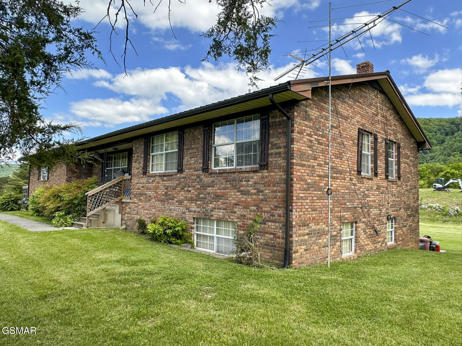 6259 Highway 131 Washburn TN 37888