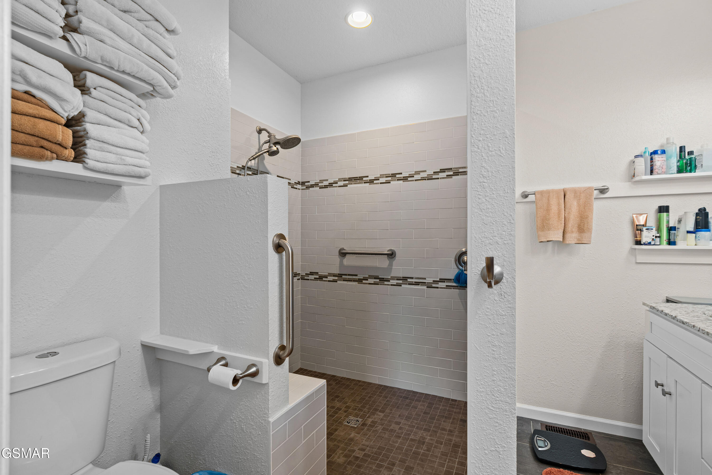 328 Hansels Lea Sevierville TN 37876