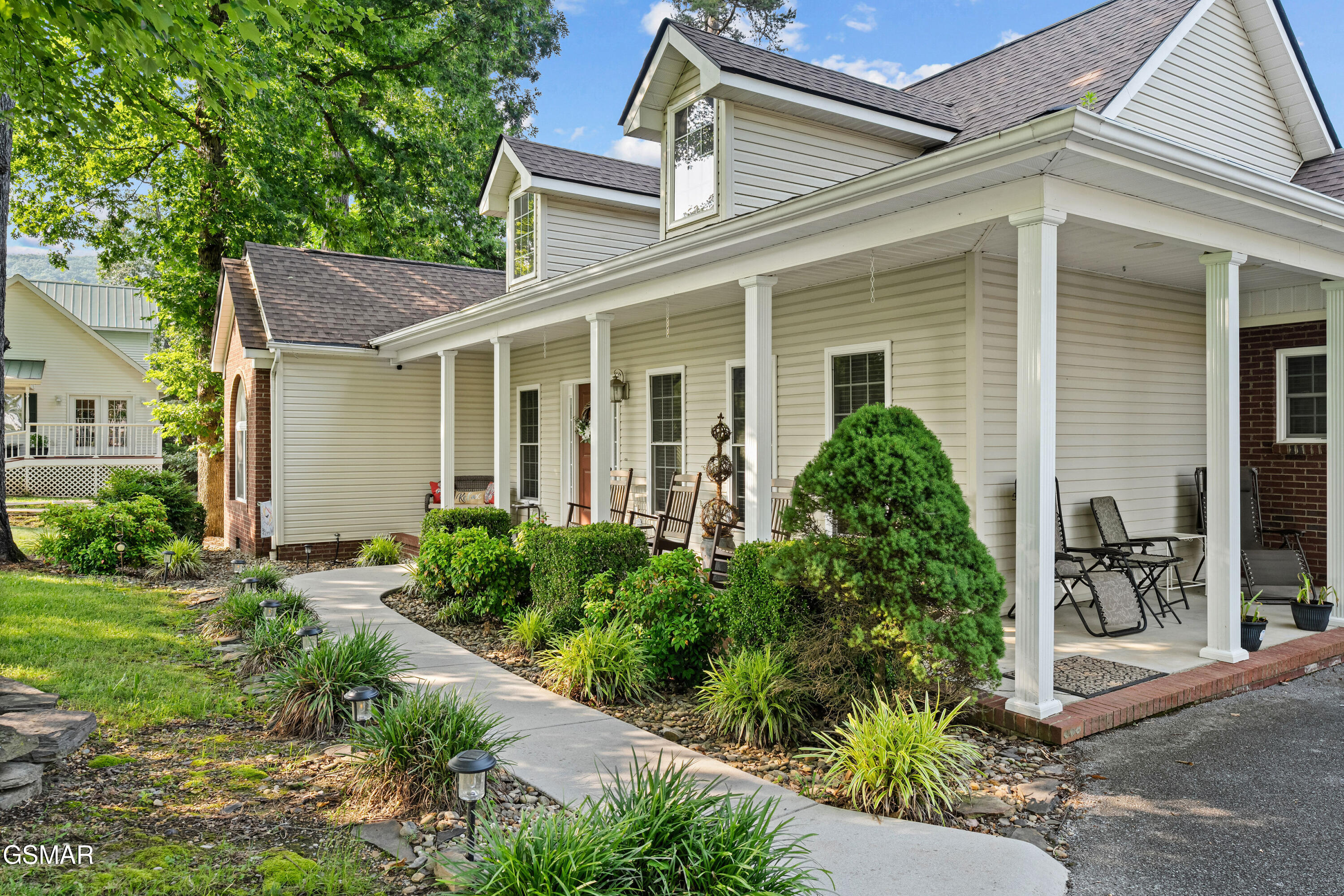 328 Hansels Lea Sevierville TN 37876