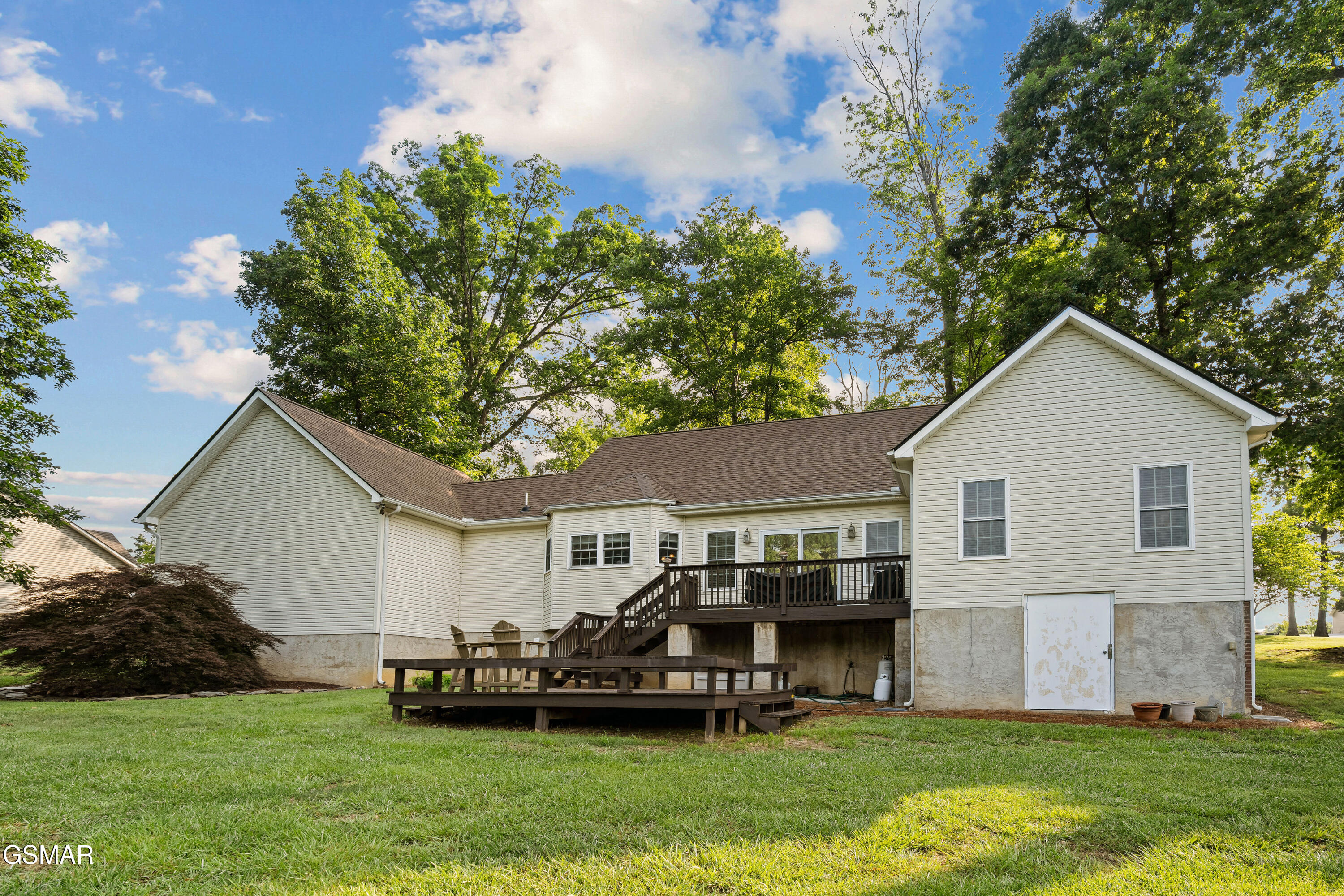 328 Hansels Lea Sevierville TN 37876