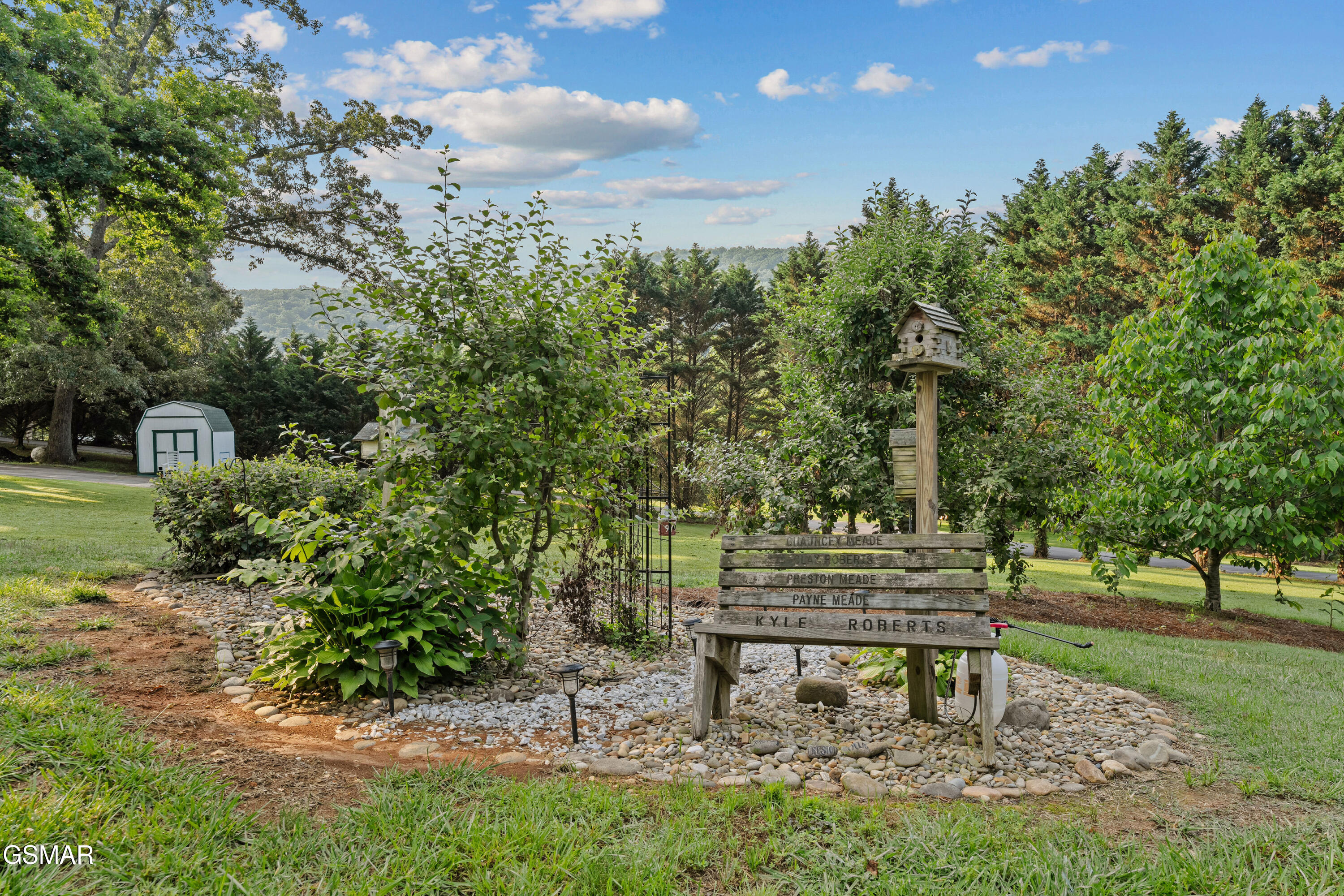 328 Hansels Lea Sevierville TN 37876