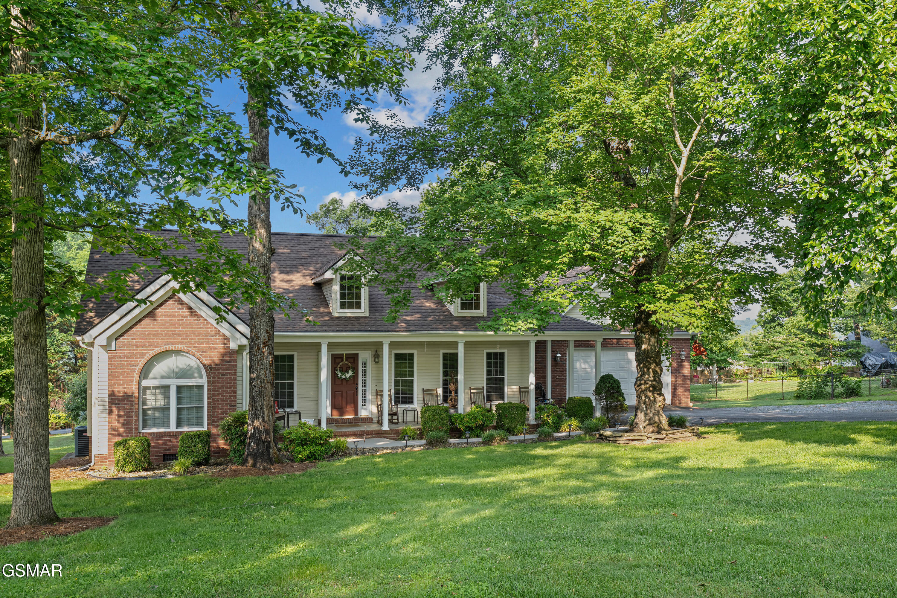 328 Hansels Lea Sevierville TN 37876