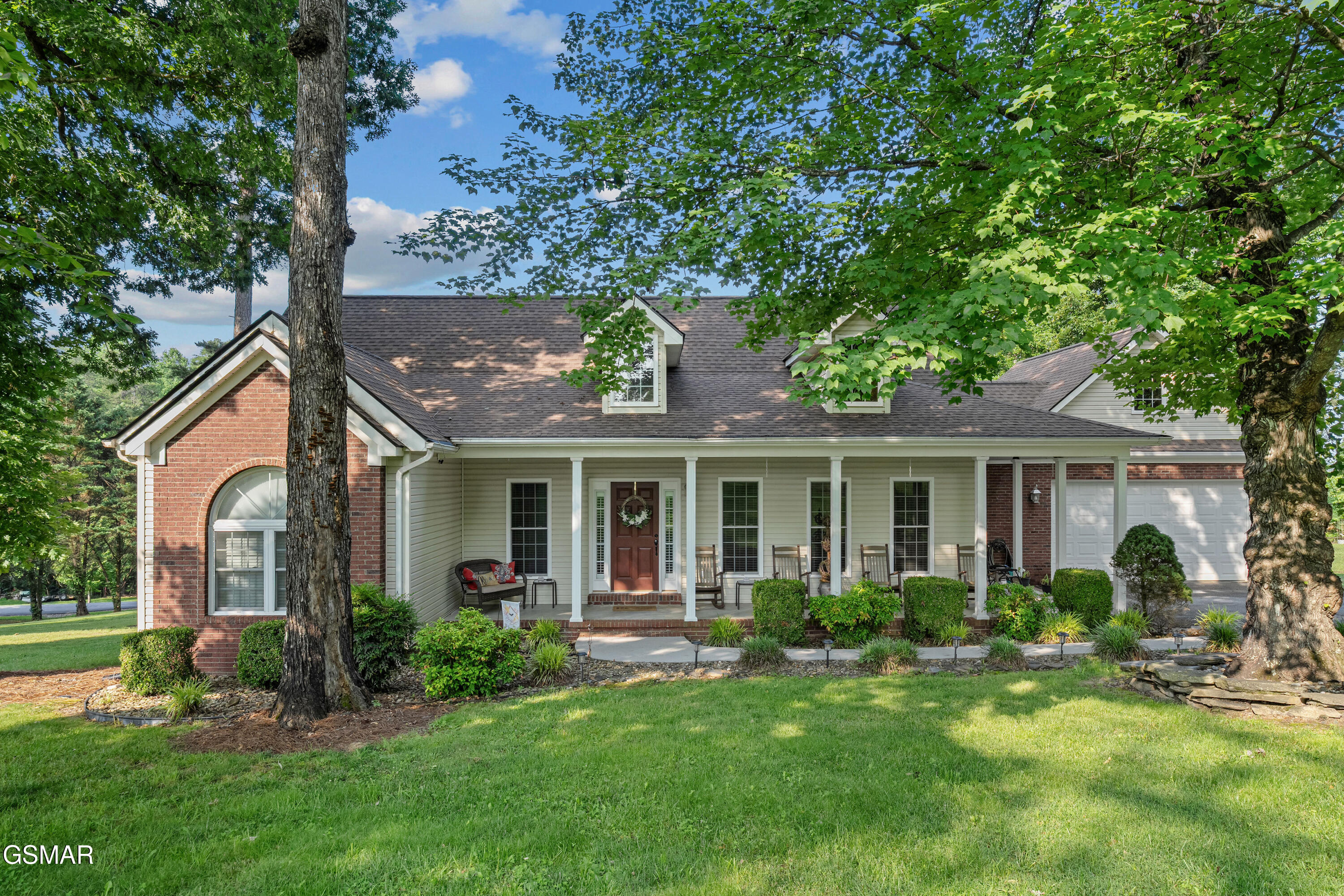 328 Hansels Lea Sevierville TN 37876