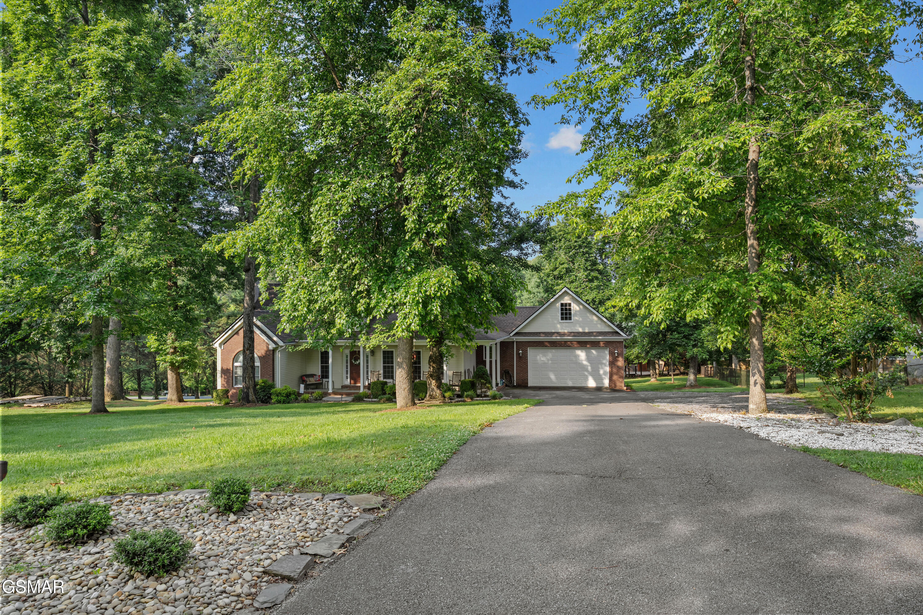 328 Hansels Lea Sevierville TN 37876