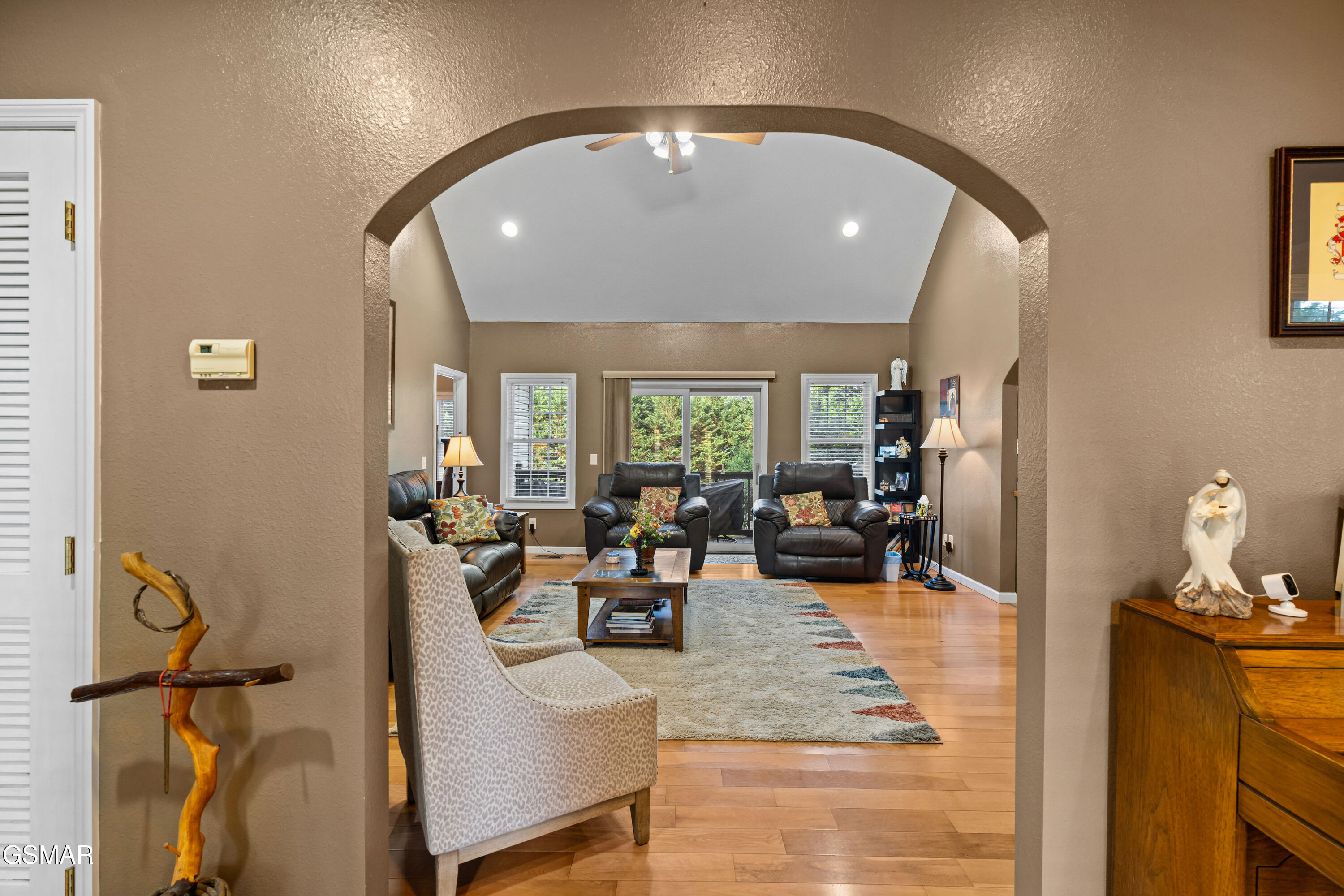 328 Hansels Lea Sevierville TN 37876