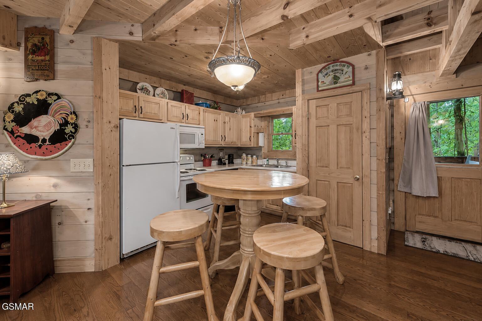 1630 Jed Trail Sevierville TN 37862