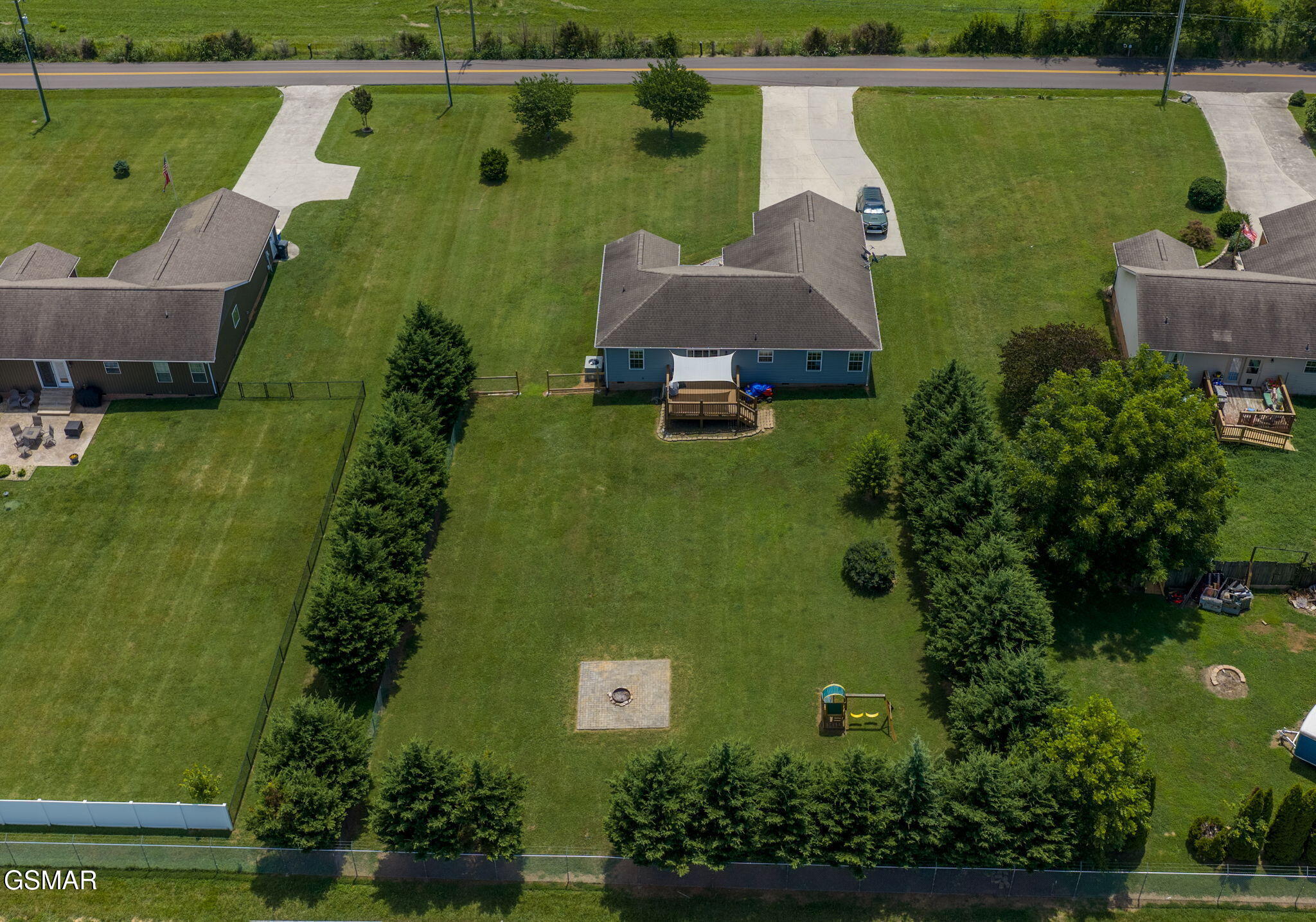 6115 Old Niles Ferry Pike Greenback TN 37742