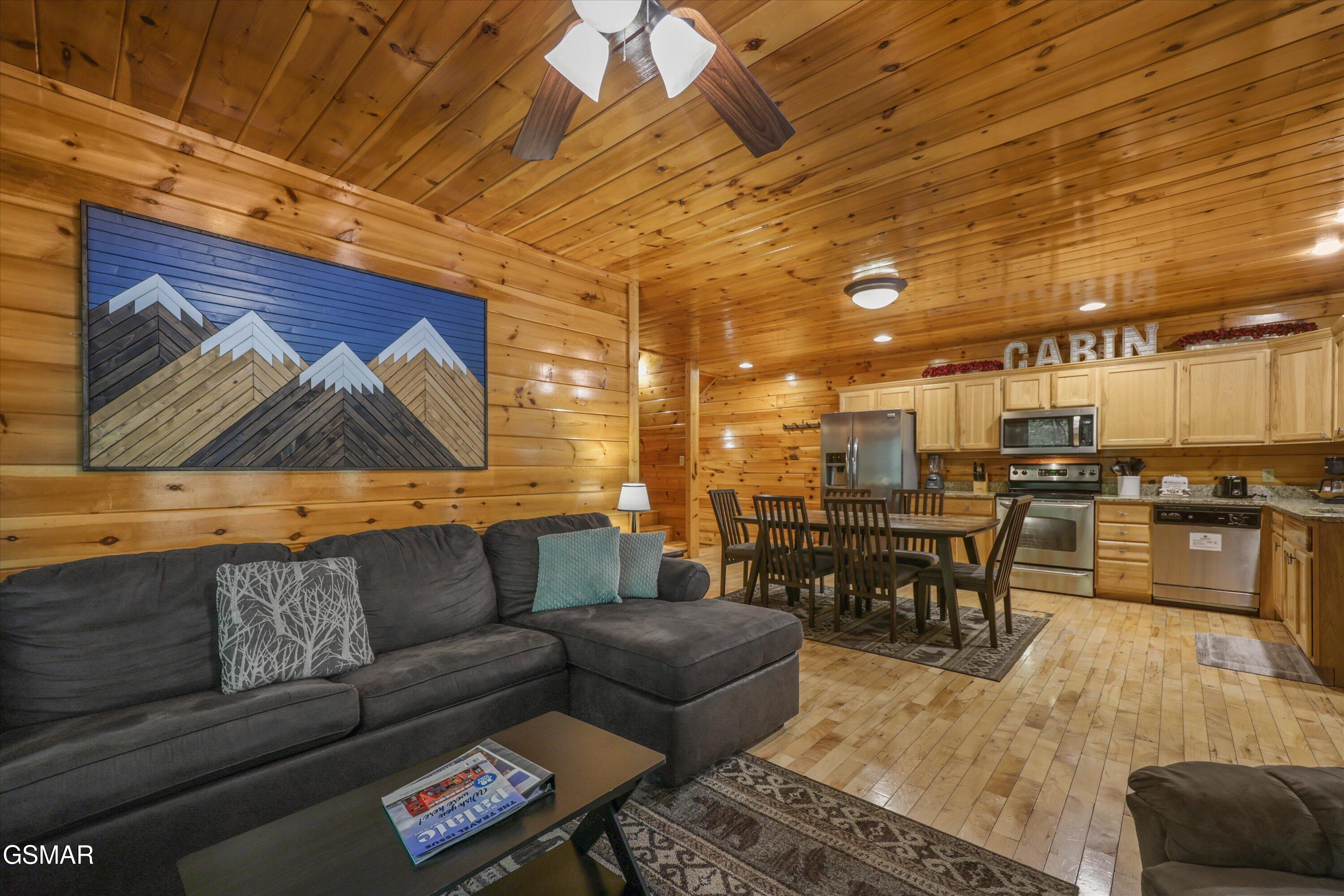 1915 Elk Springs Way Gatlinburg TN 37738