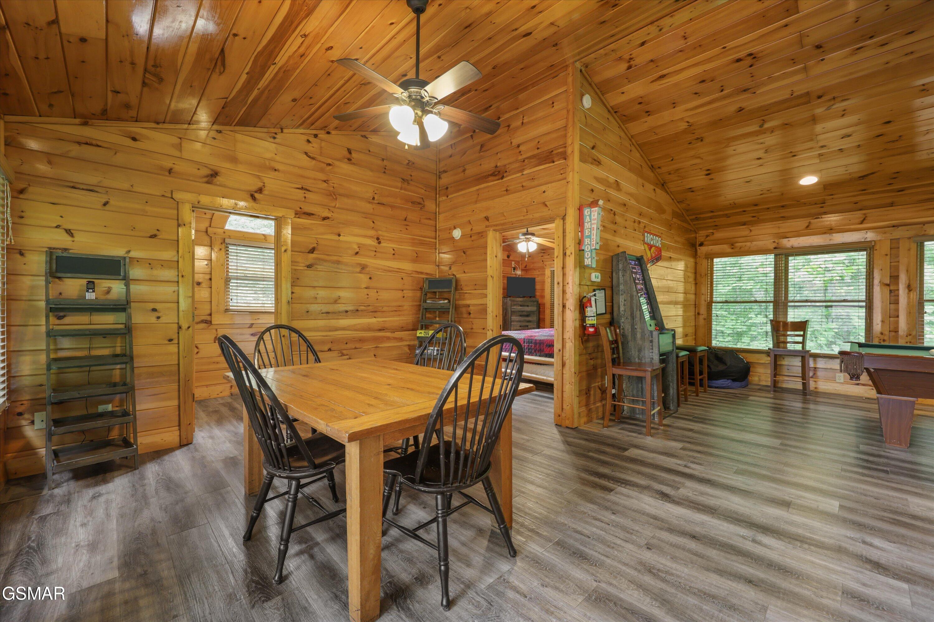 1915 Elk Springs Way Gatlinburg TN 37738