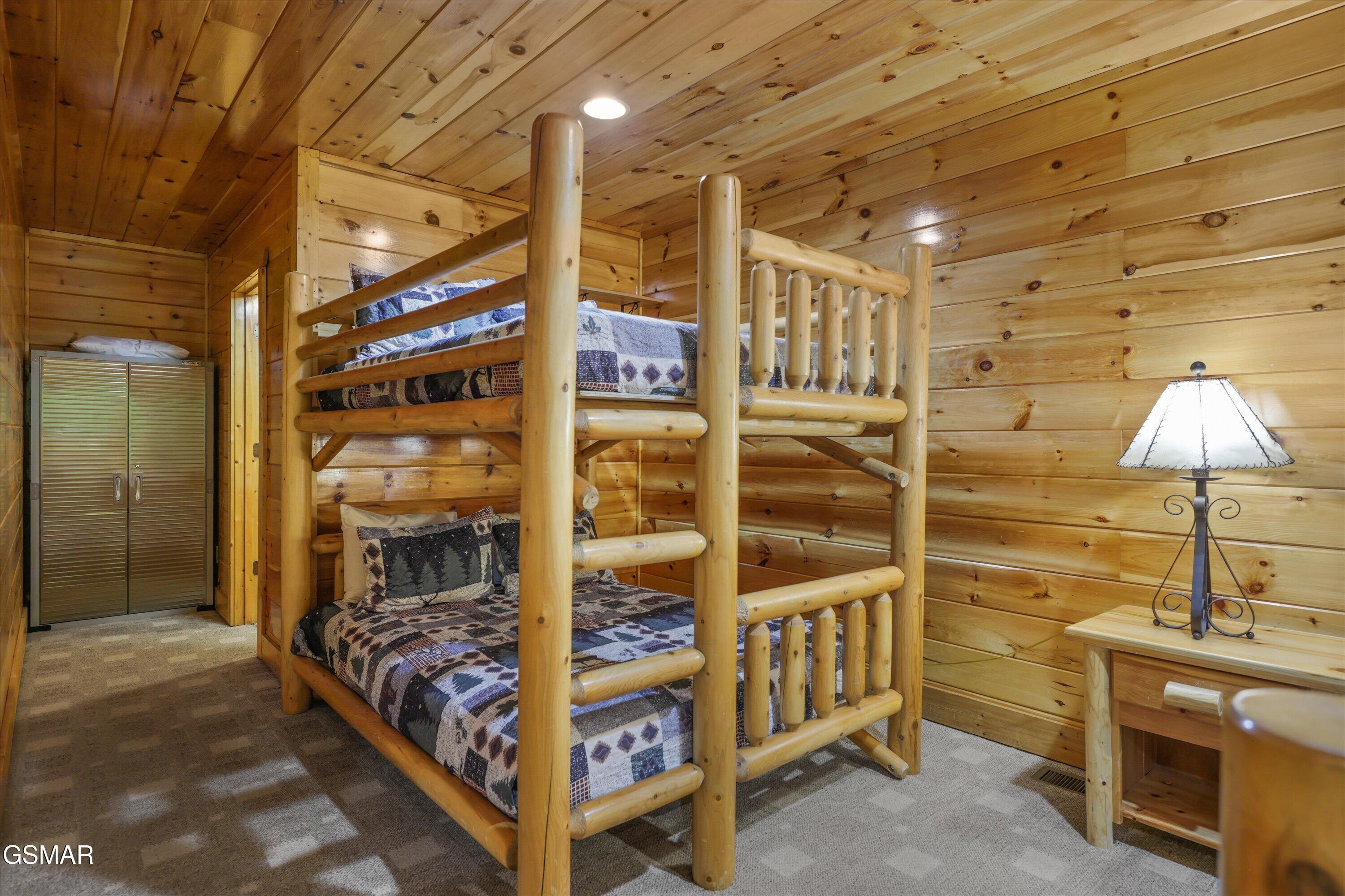 1915 Elk Springs Way Gatlinburg TN 37738