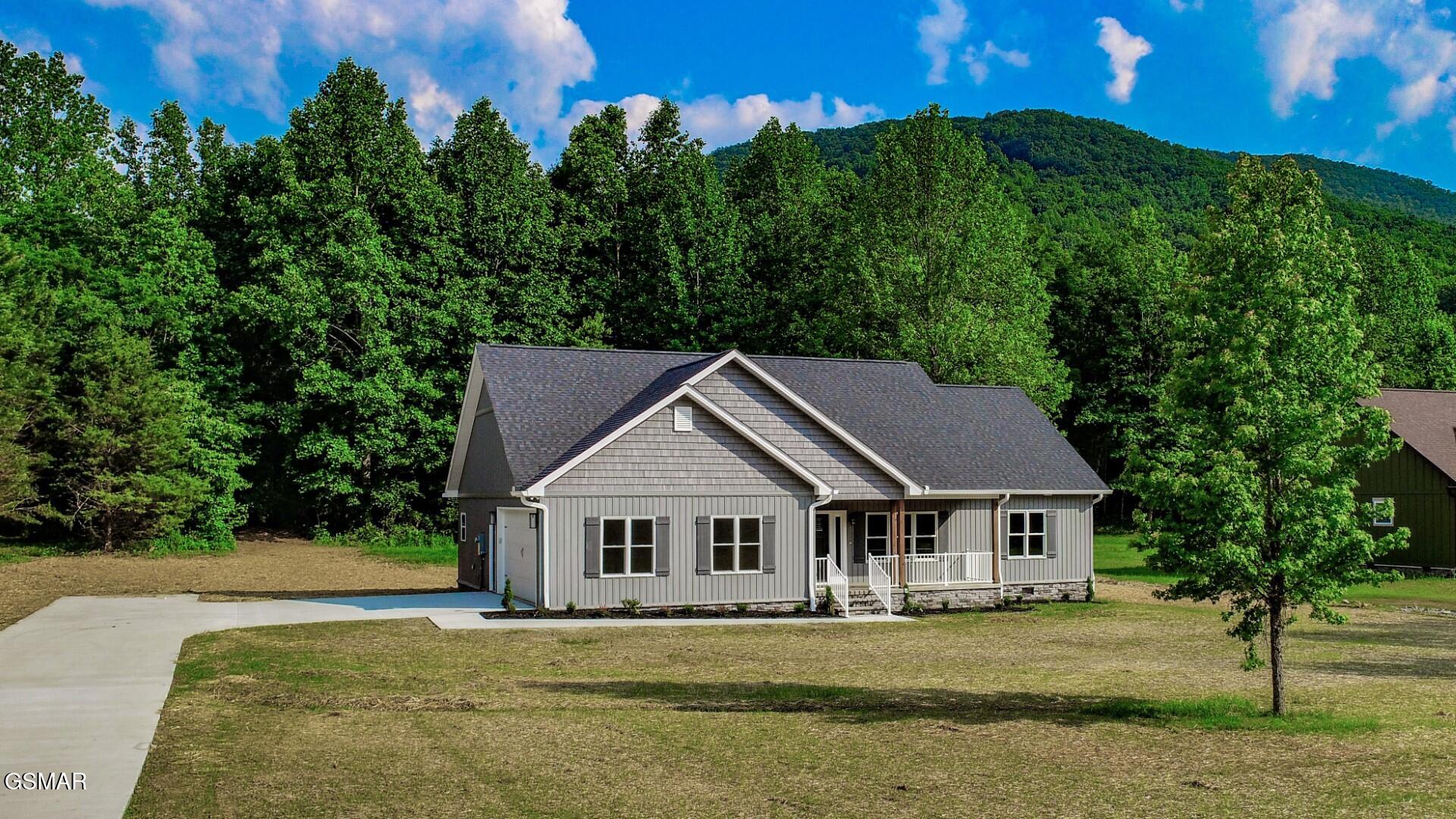 119 Victor Road Cosby TN 37722