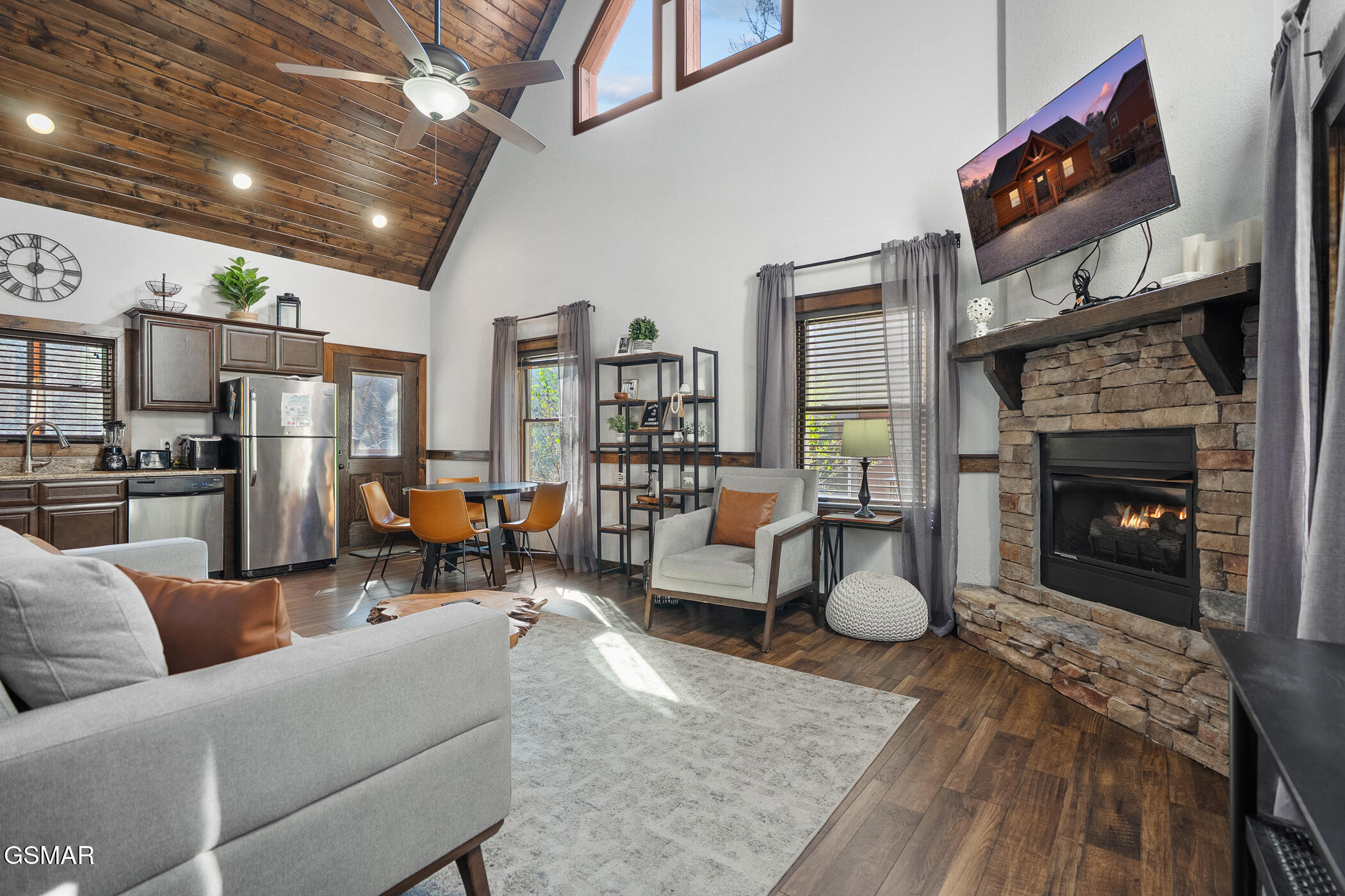 1016 Ravens Ford Way Sevierville TN 37876