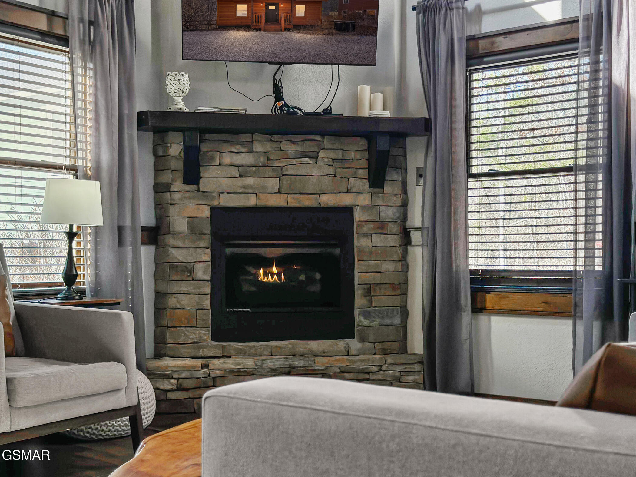 1016 Ravens Ford Way Sevierville TN 37876