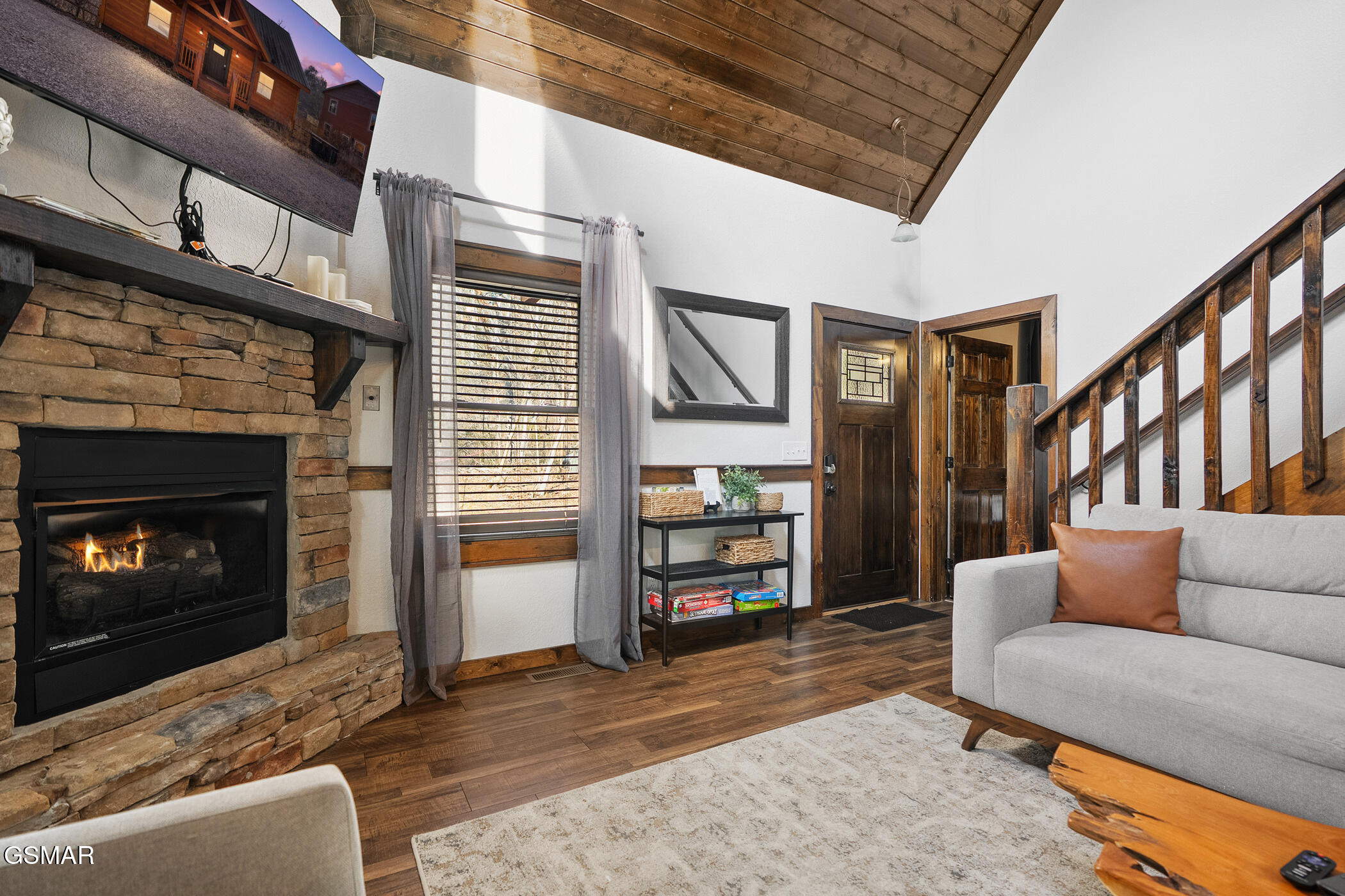 1016 Ravens Ford Way Sevierville TN 37876