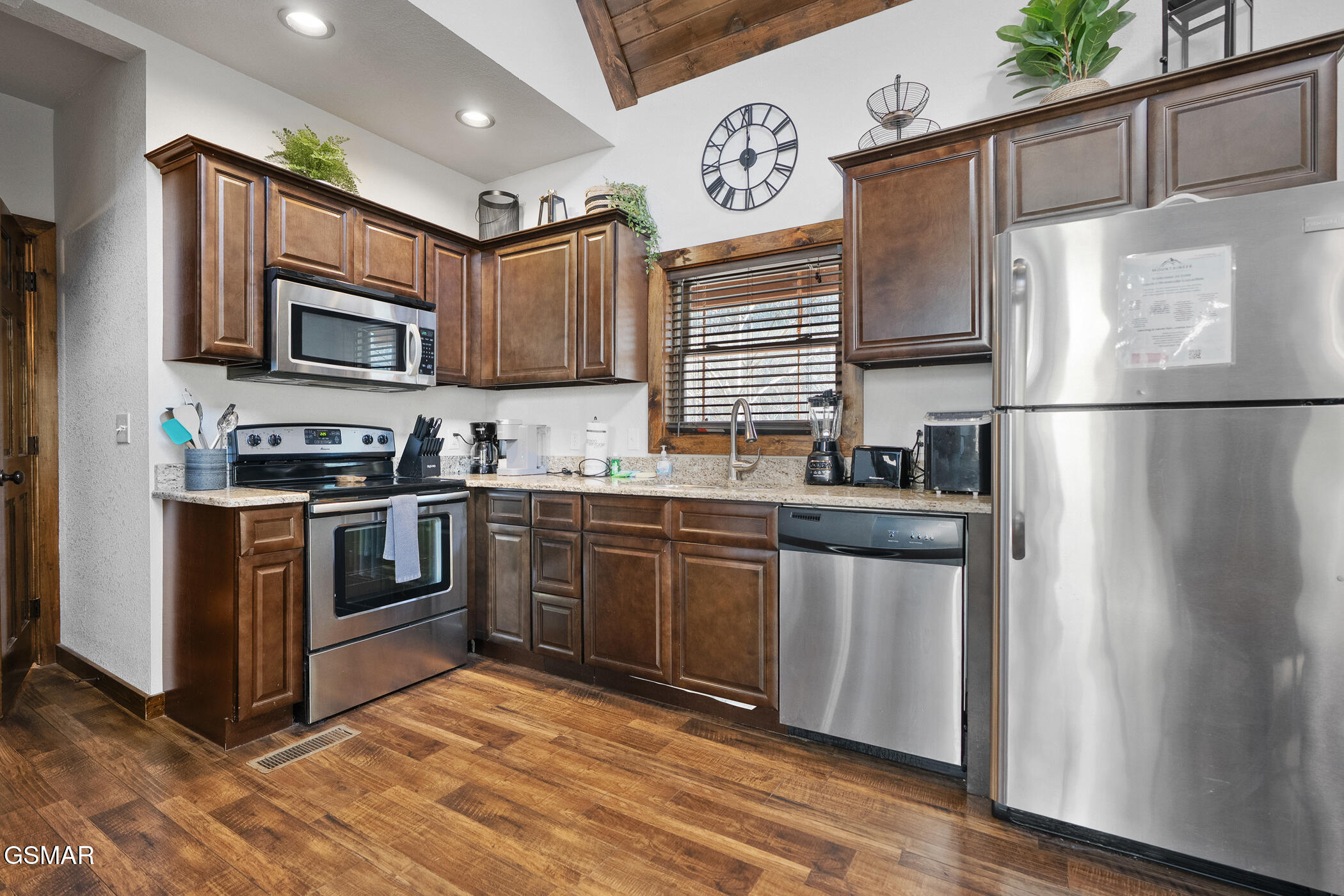 1016 Ravens Ford Way Sevierville TN 37876