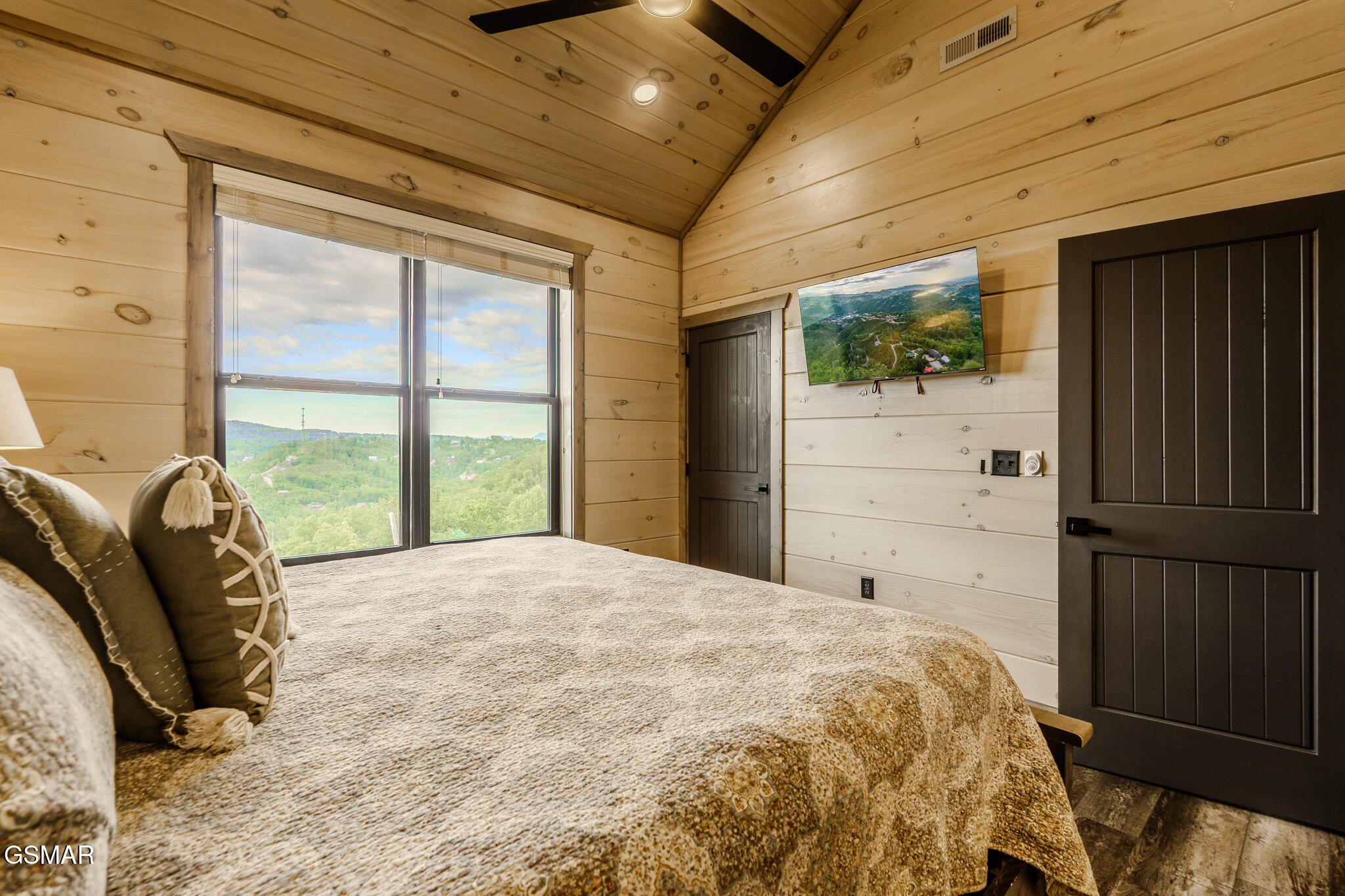 704 Topside Road Gatlinburg TN 37738