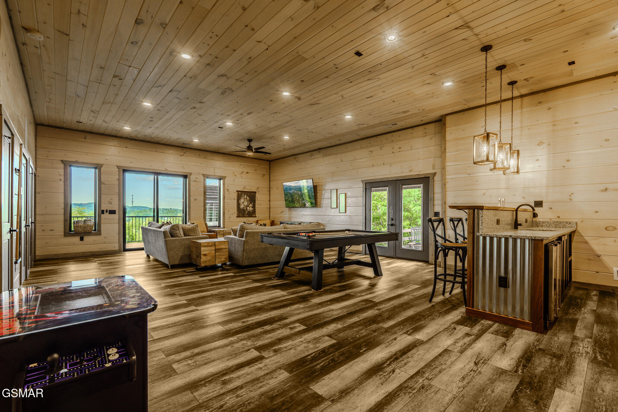 704 Topside Road Gatlinburg TN 37738