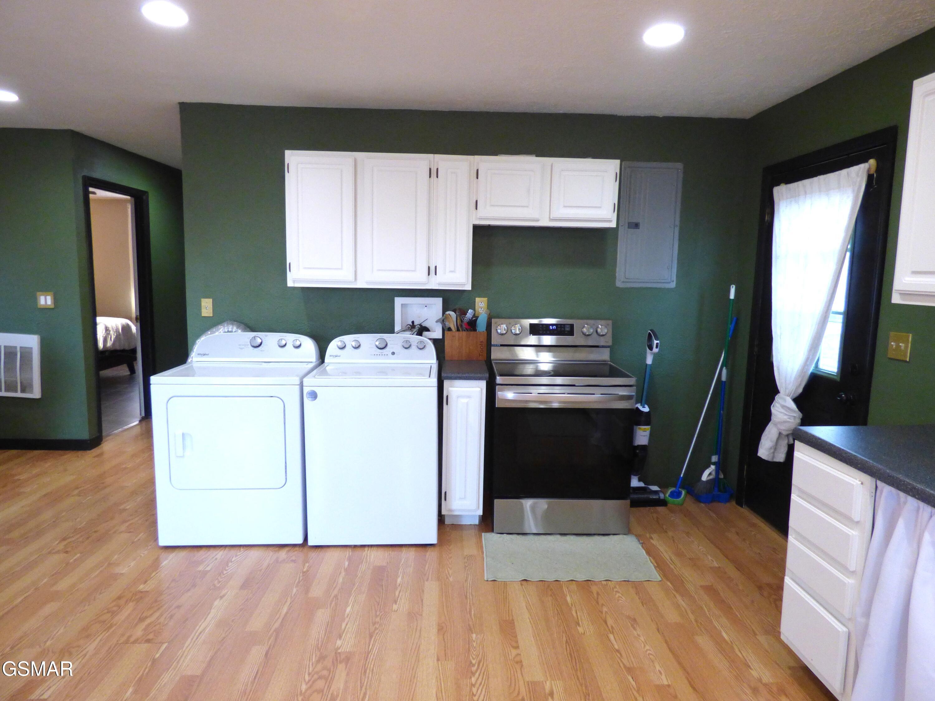 1369 Waterfront Drive Dandridge TN 37725