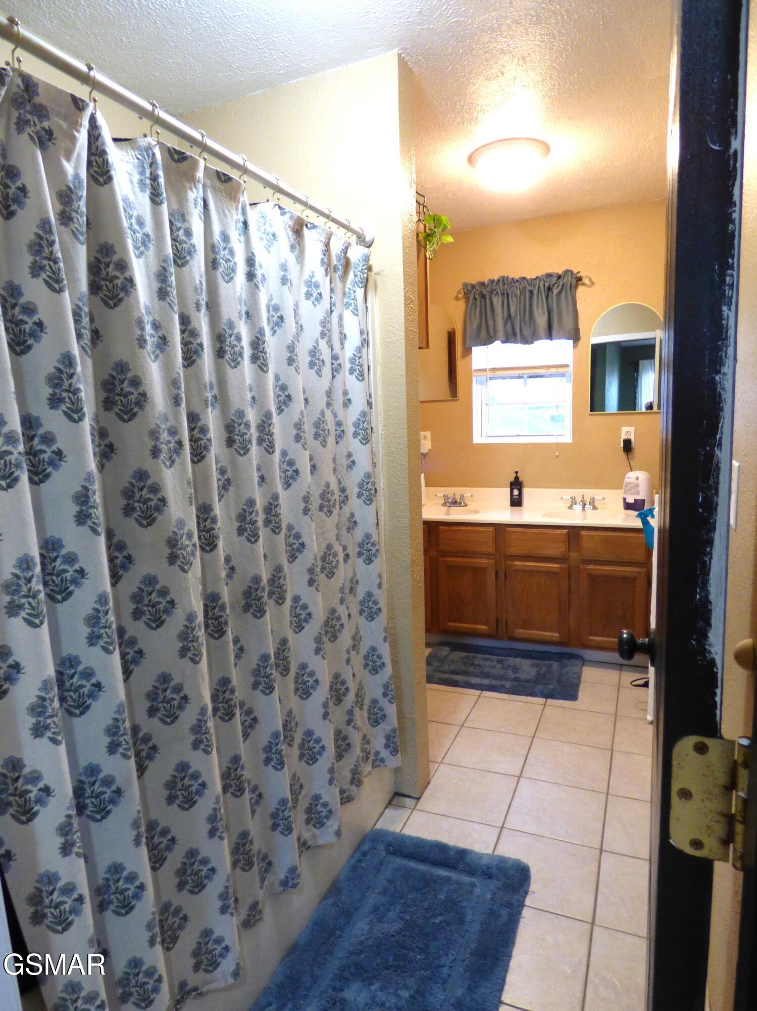 1369 Waterfront Drive Dandridge TN 37725