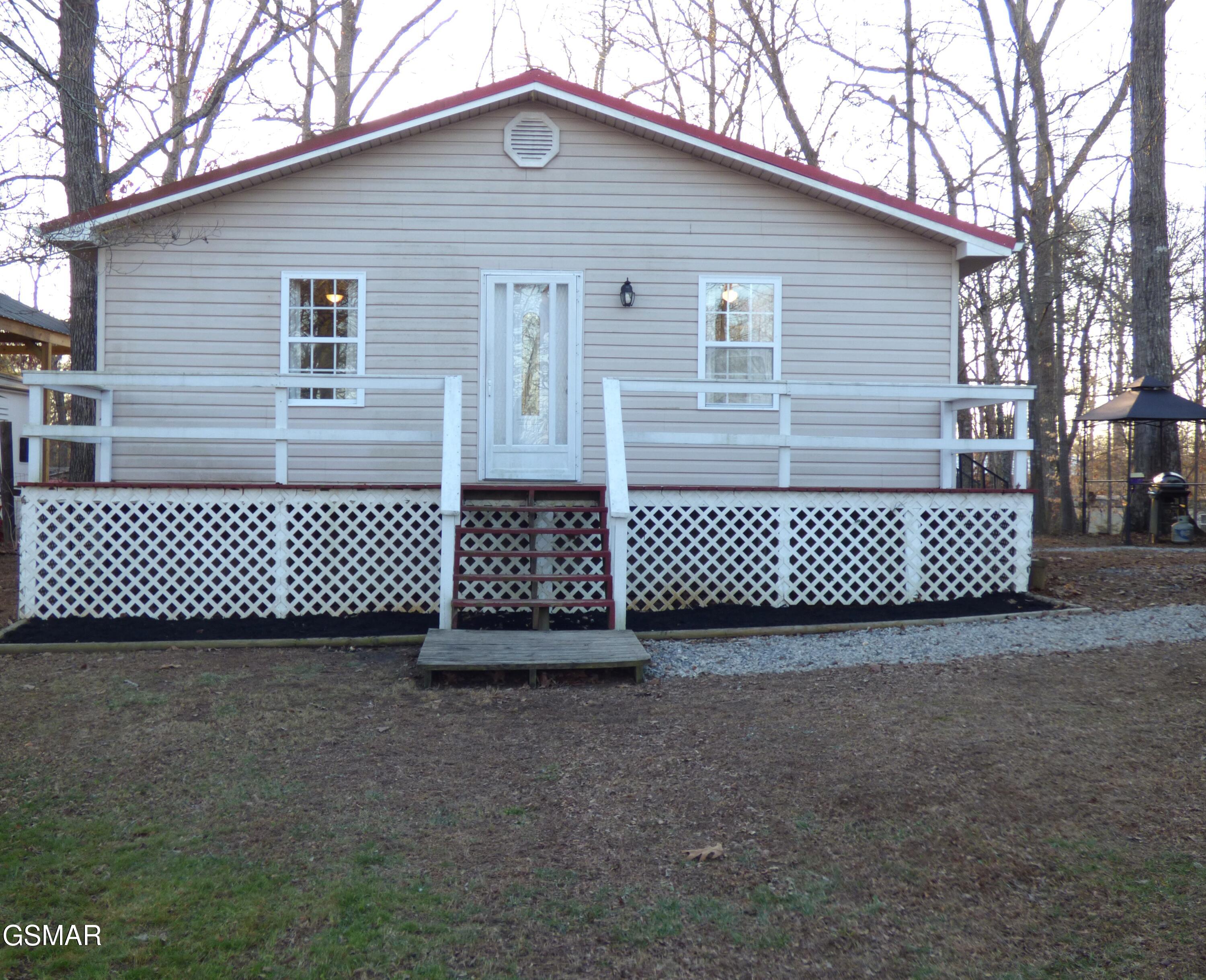 1369 Waterfront Drive Dandridge TN 37725