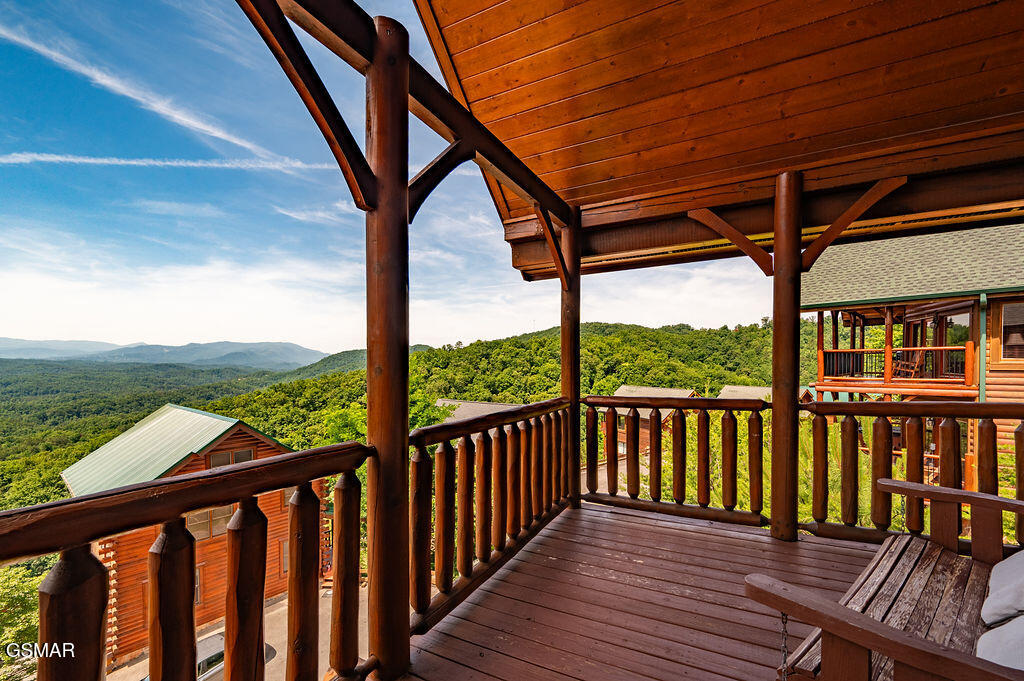 2214 Towering Hemlock Drive Sevierville TN 37876