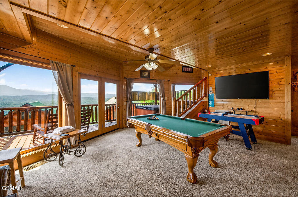 2214 Towering Hemlock Drive Sevierville TN 37876