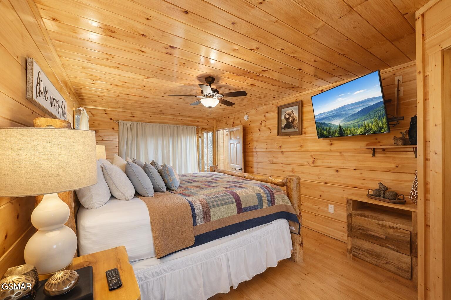 2251 Red Bud Road Sevierville TN 37876