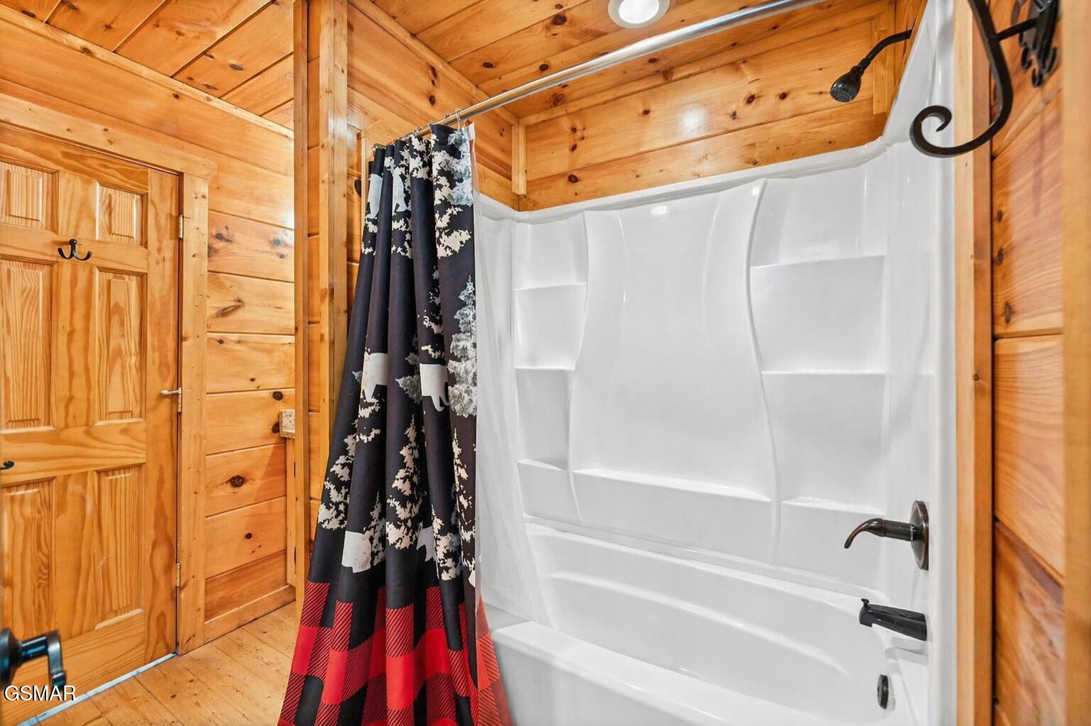 2251 Red Bud Road Sevierville TN 37876